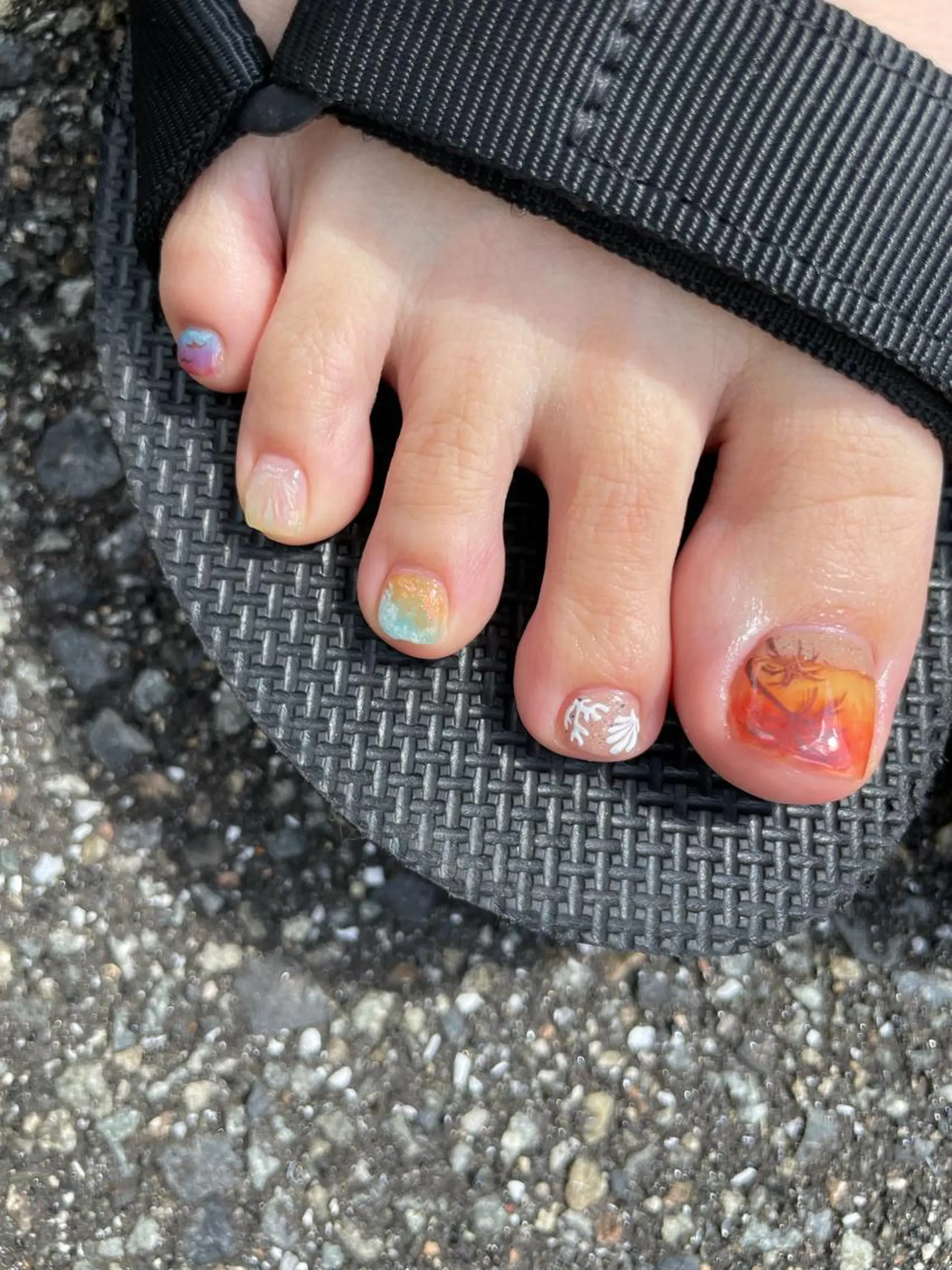 ネイル 岩山 直子のネイルデザイン