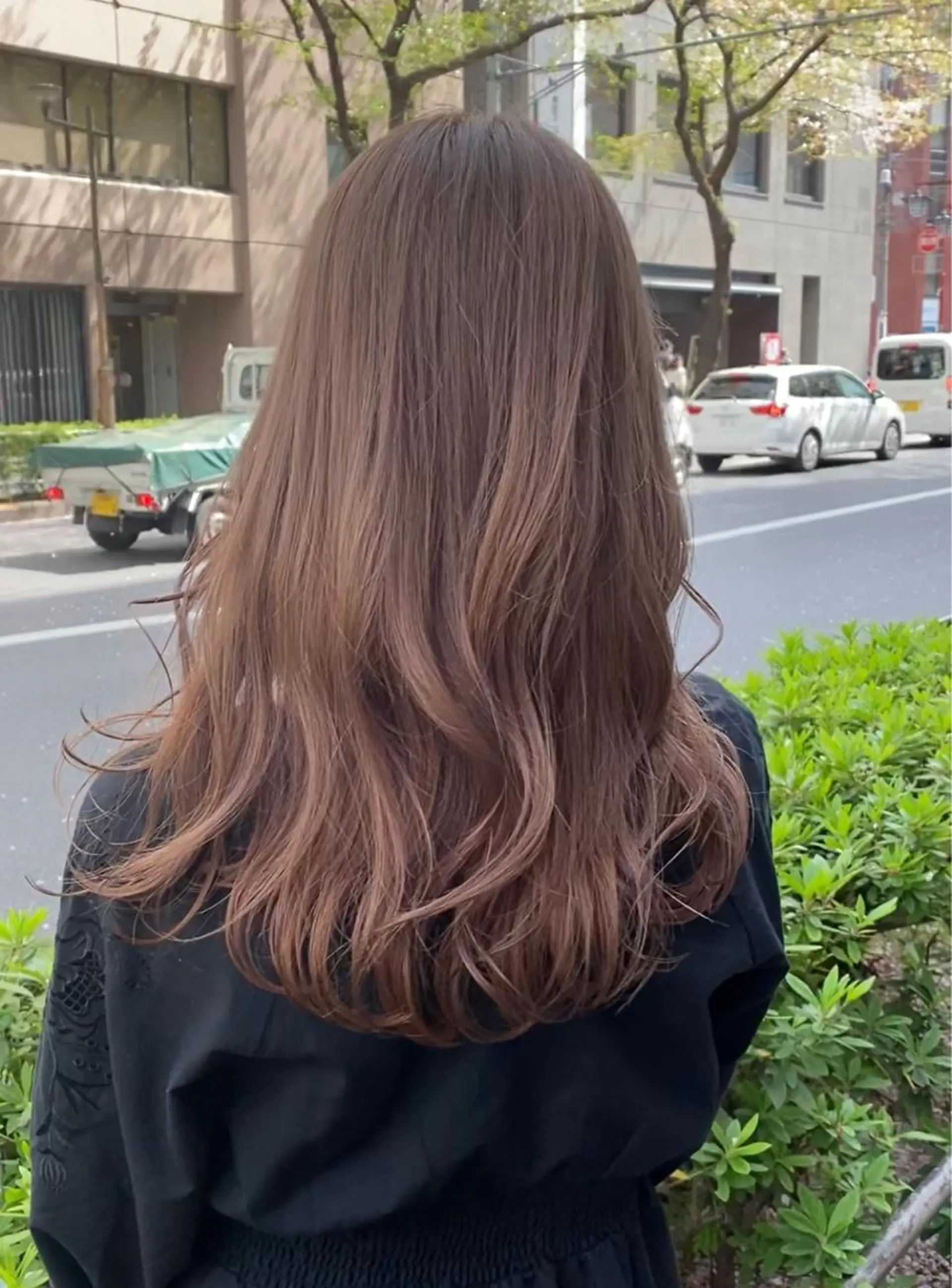 ロング カット ヘアカラー 佐藤 崇文のヘアスタイル