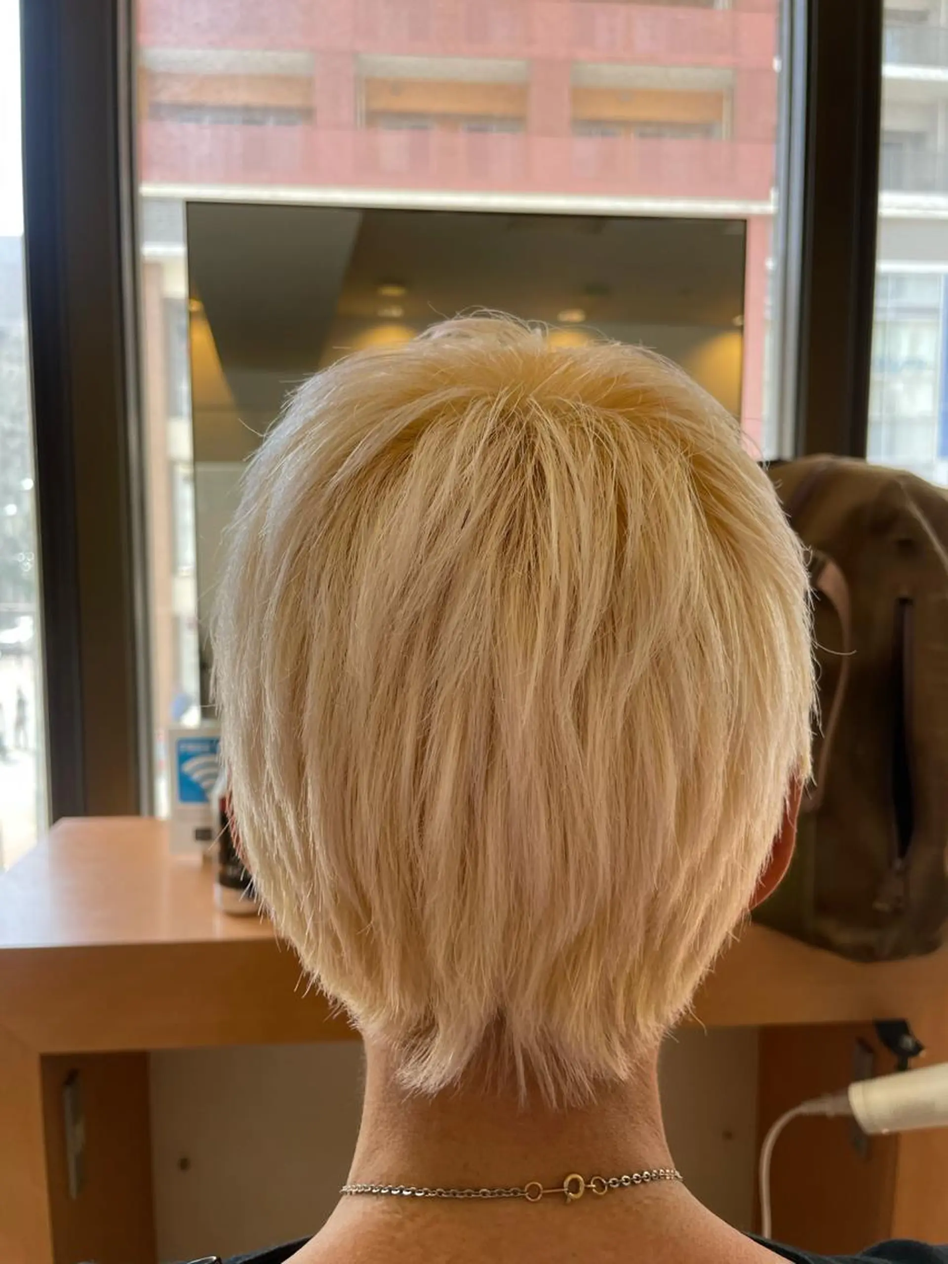 ショート カラー mod'shair船橋所属・ムロオカ ヨシキのヘアスタイル