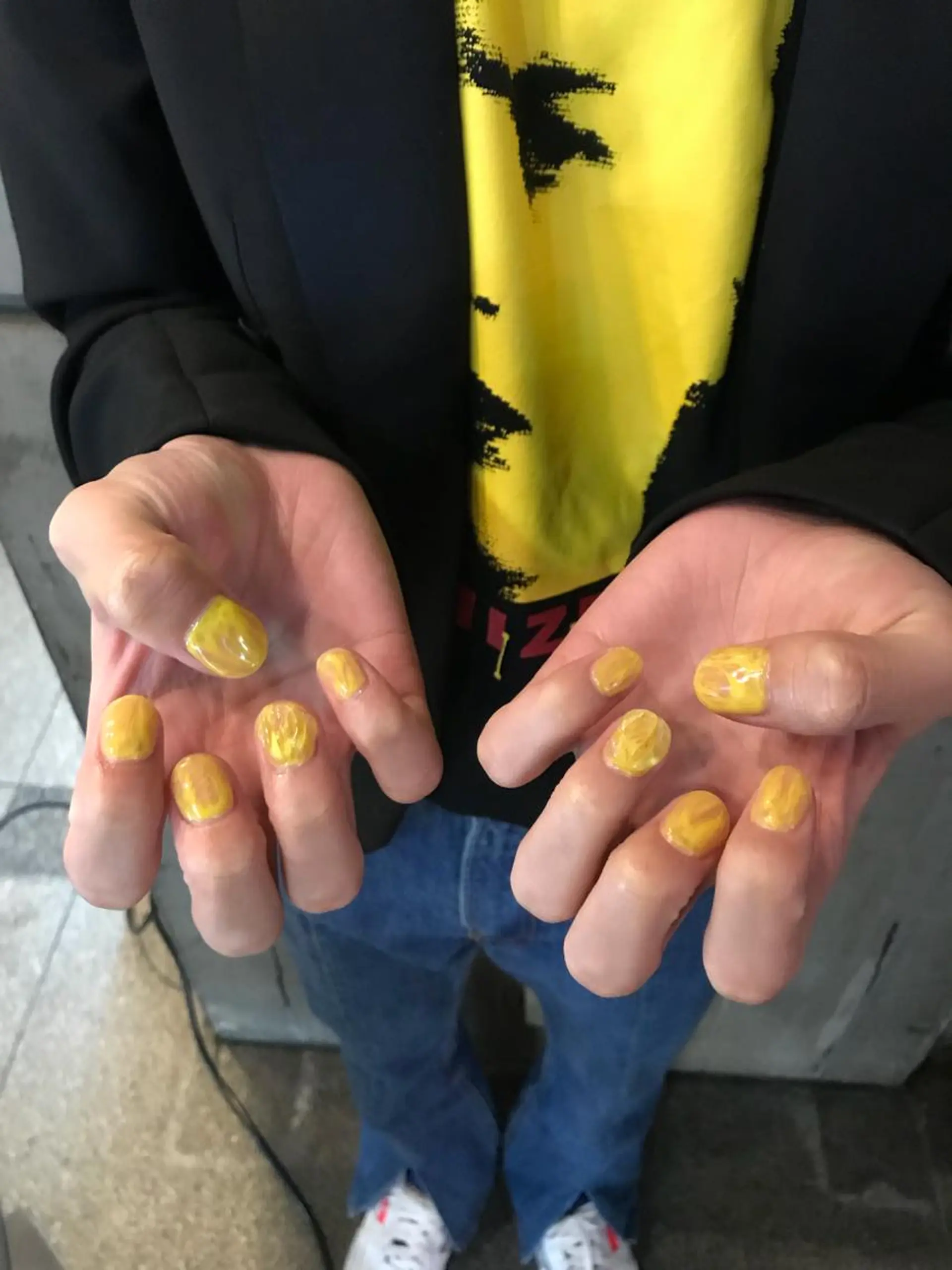 メンズ ネイル viewstokyo所属・mana 暖色カラーカットのヘアスタイル