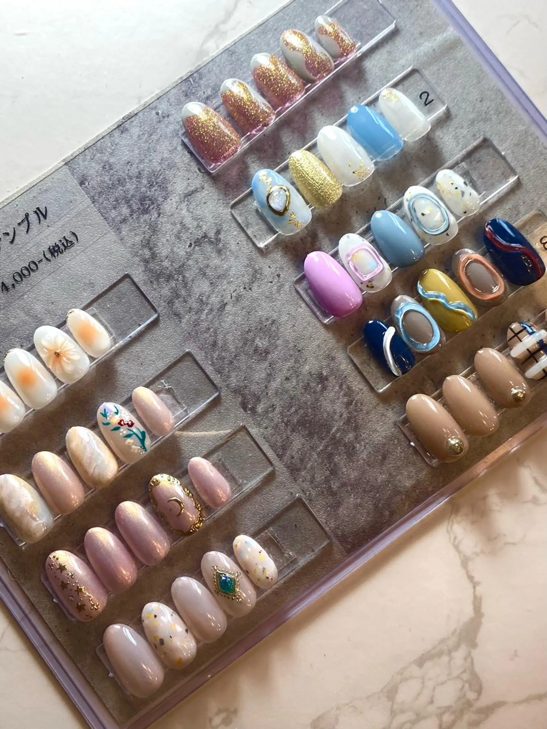 ネイル アートネイル ハンドネイル 吉川市 ネイルサロンLのネイルデザイン