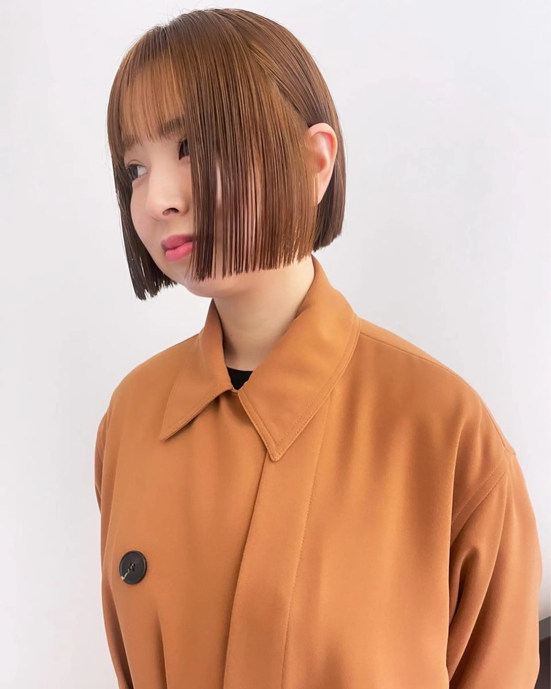 ショート カット ヘアカラー トリートメント zestKalon 🔗IBUのヘアスタイル