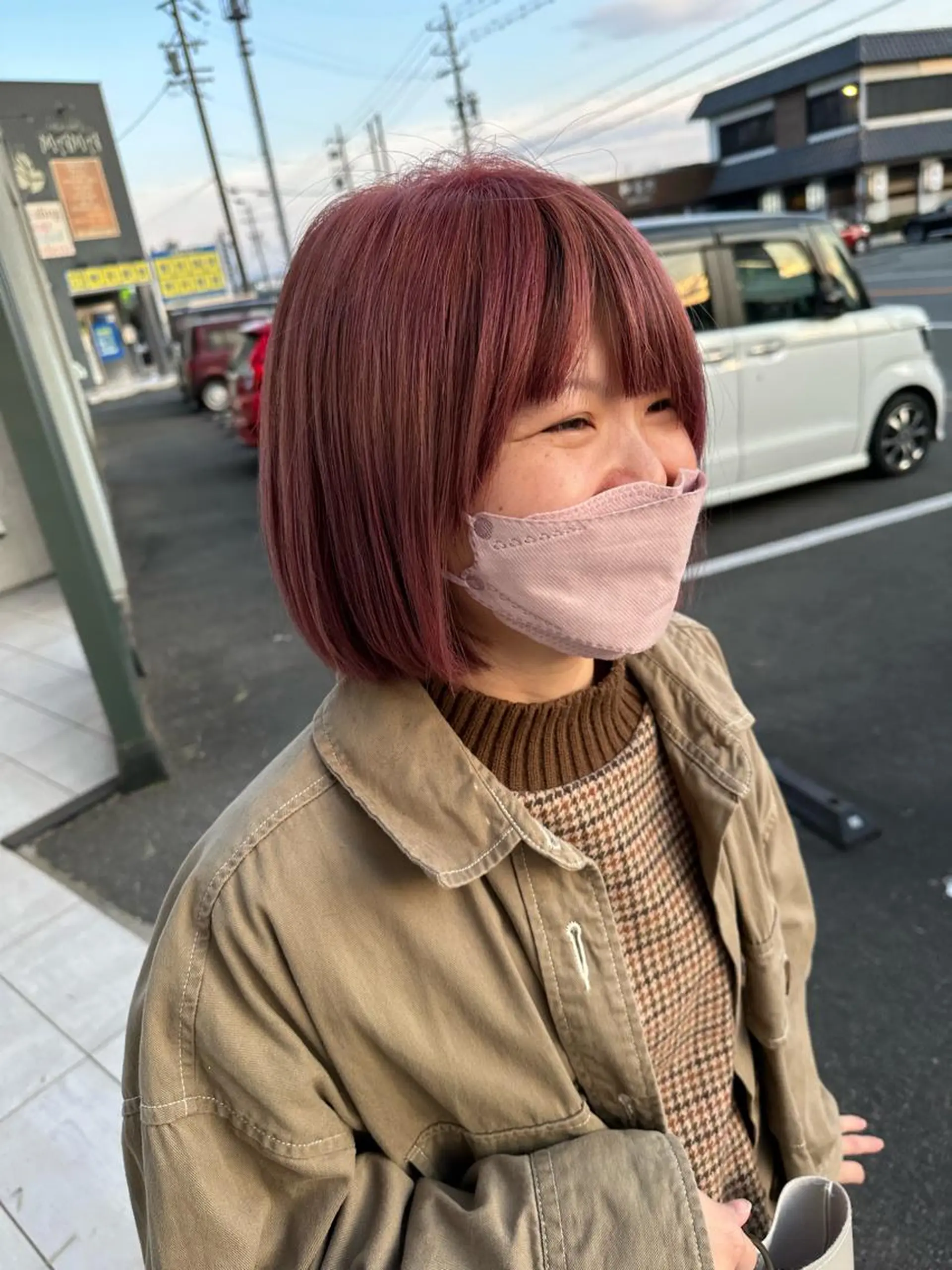 ミディアム カラー 中川 茜里のヘアスタイル