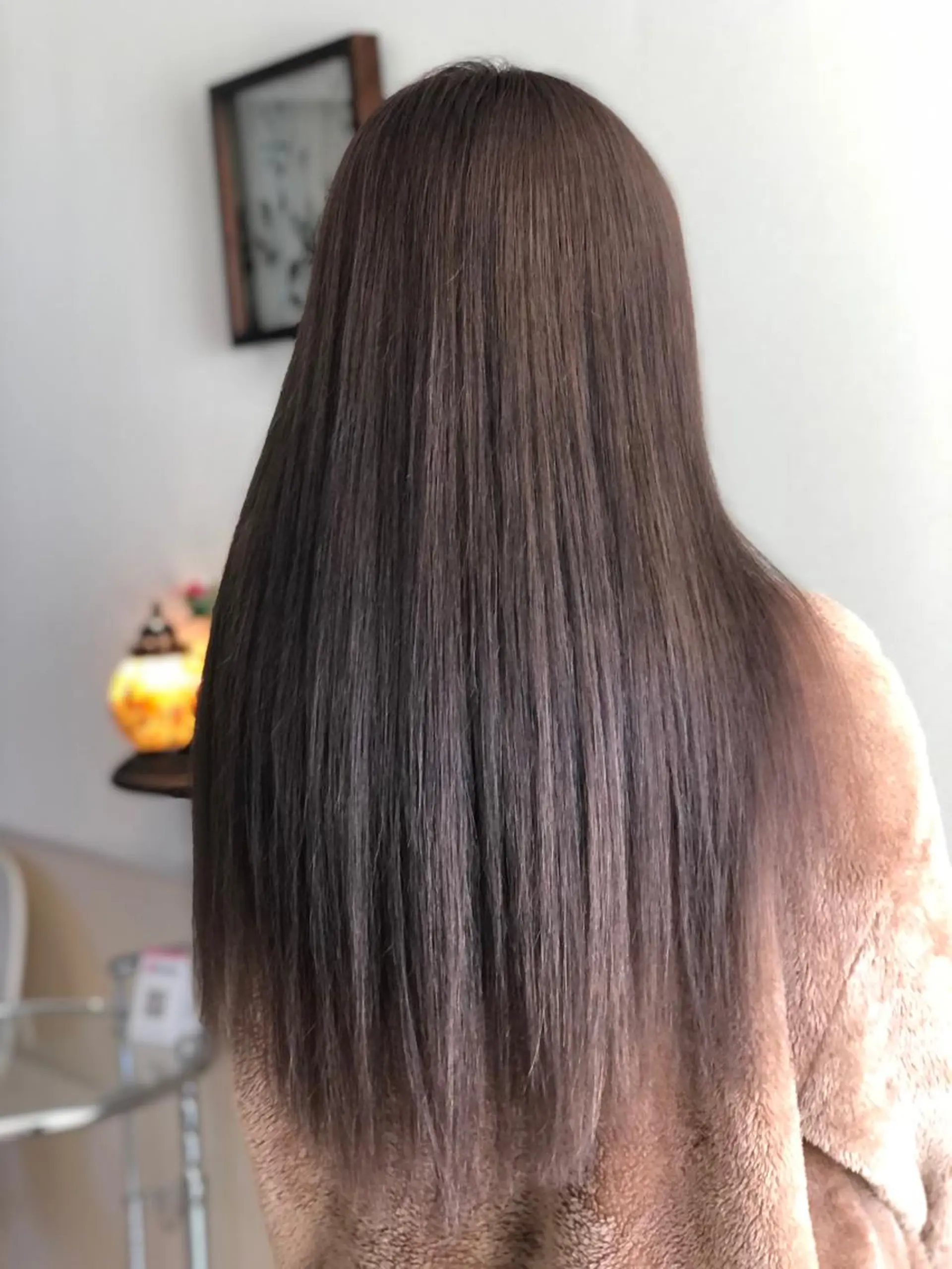 ロング カラー グレージュ 嶌田 沙紀のヘアスタイル