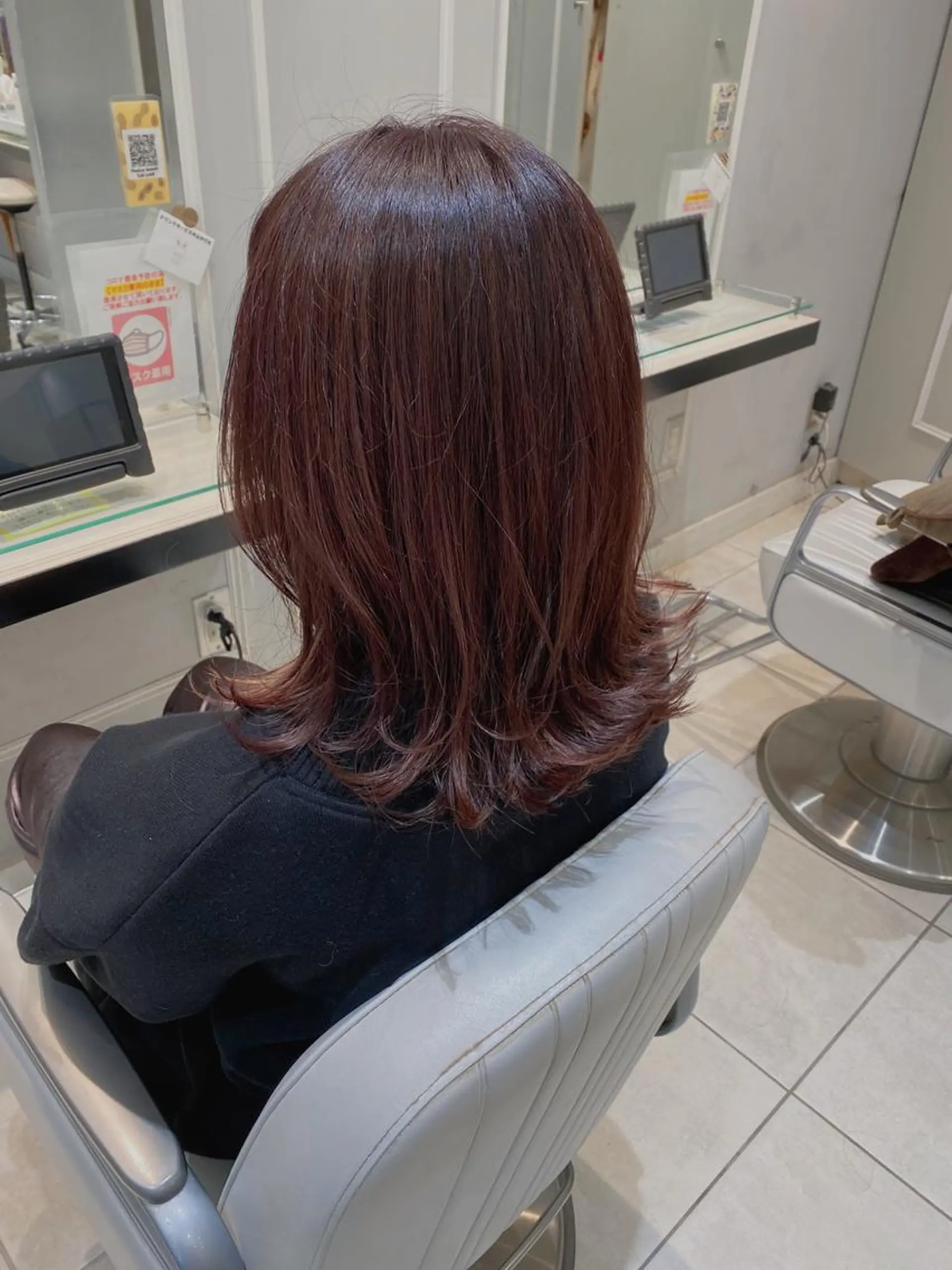 ミディアム カット ヘアカラー トリートメント 似合わせ艶髪カラー ❤️ハダユミのヘアスタイル