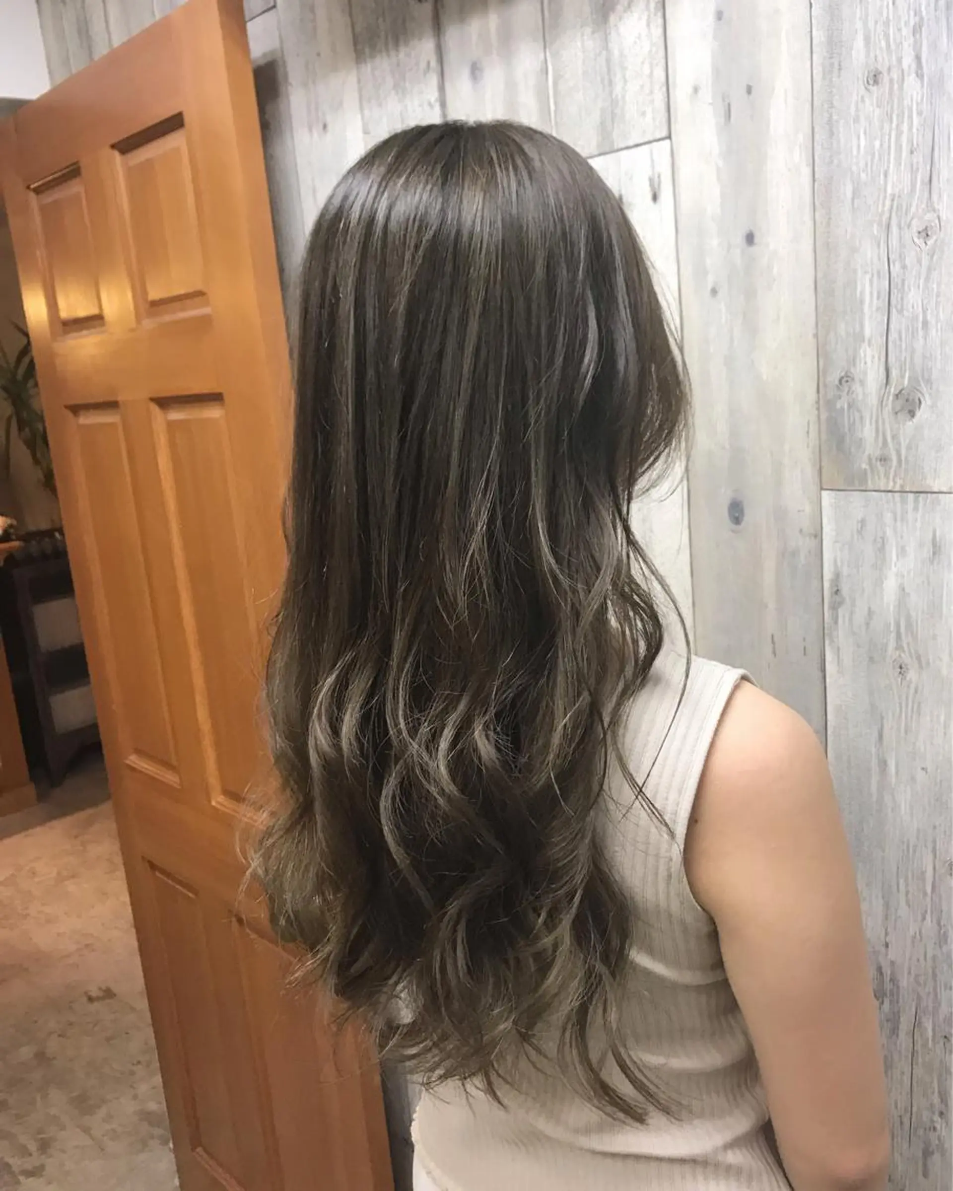 ロング カラー パーマ ヘアアレンジ メンズ キッズ メンズハイライト グレージュ ハイライトカラー ハイライト Forest. -髪質改善-のヘアスタイル