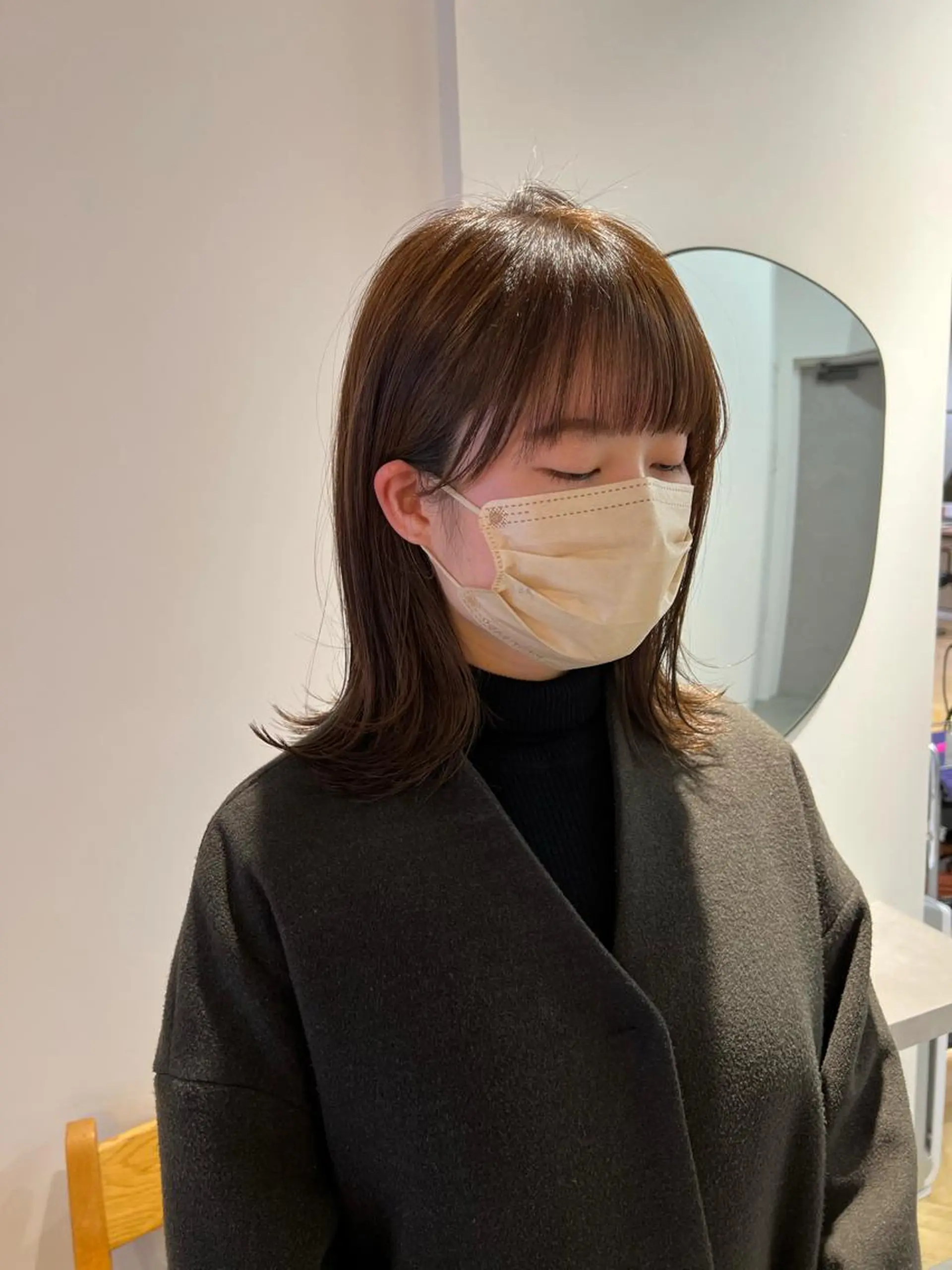 ミディアム カラー 小顔カット 三宅 昌太のヘアスタイル