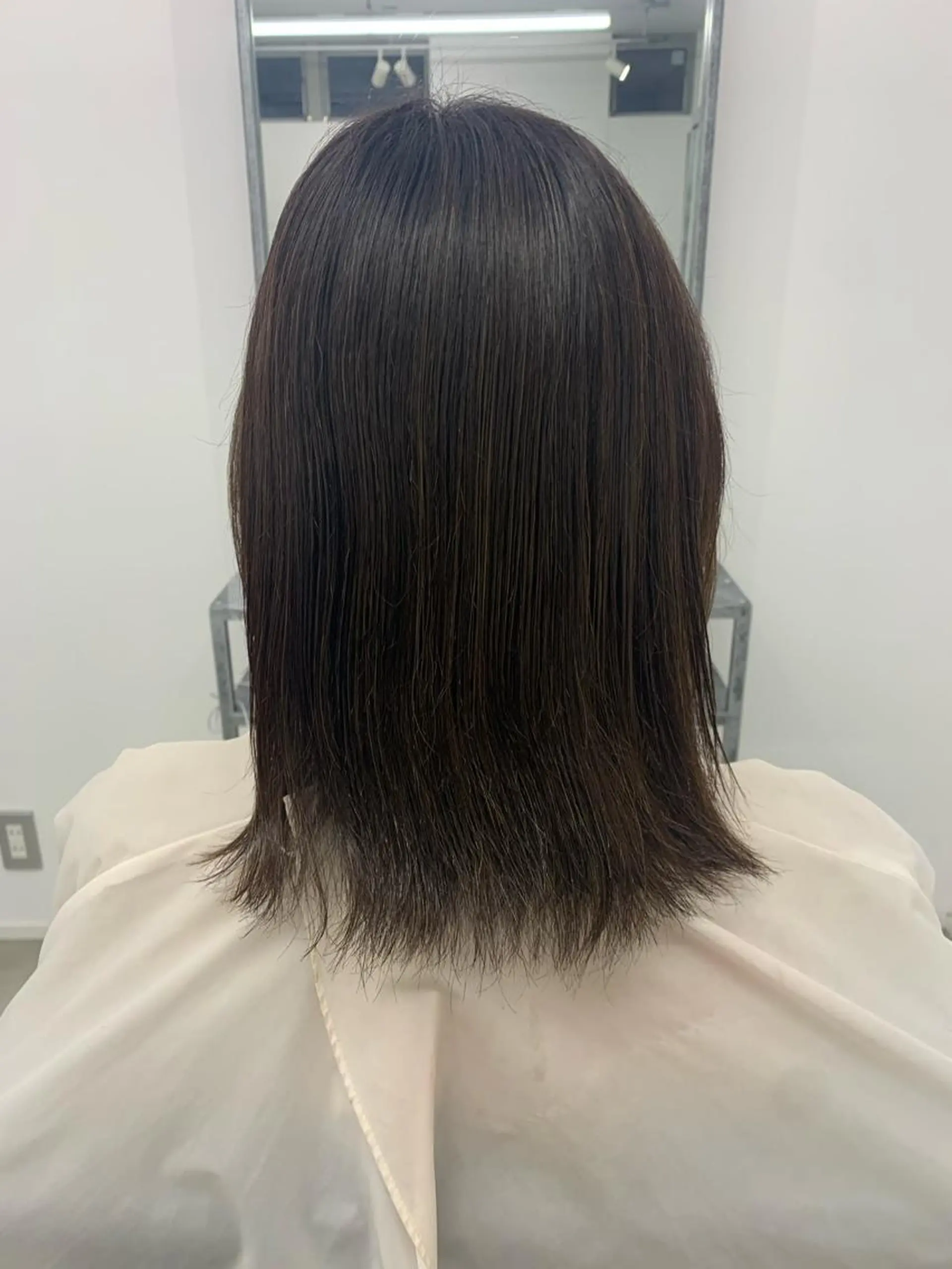 ミディアム カラー kanon hair所属・新木 愛花のヘアスタイル