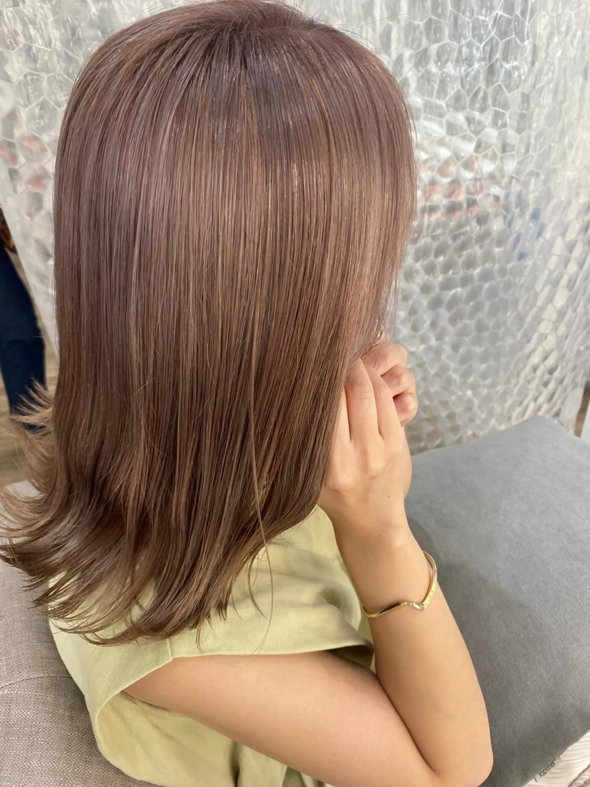 ミディアム カラー ヘアアレンジ ベージュカラー ハイライトカラー ラベンダーカラー ラベンダーベージュ ハイライト メンズカットモデル/ 梅田美容室/runaのヘアスタイル