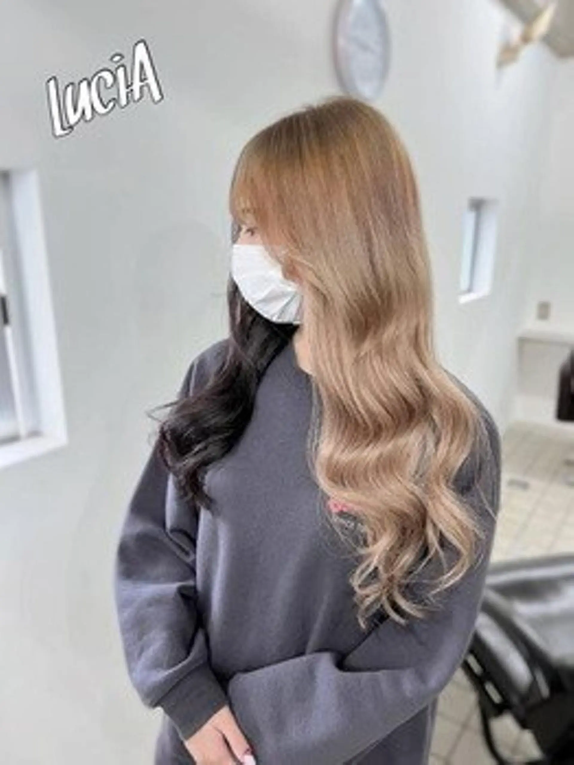 カラー ロング シールエクステ アディクシーカラー バレイヤージュ ブリーチ ケアブリーチ エクステ LuciAのヘアスタイル