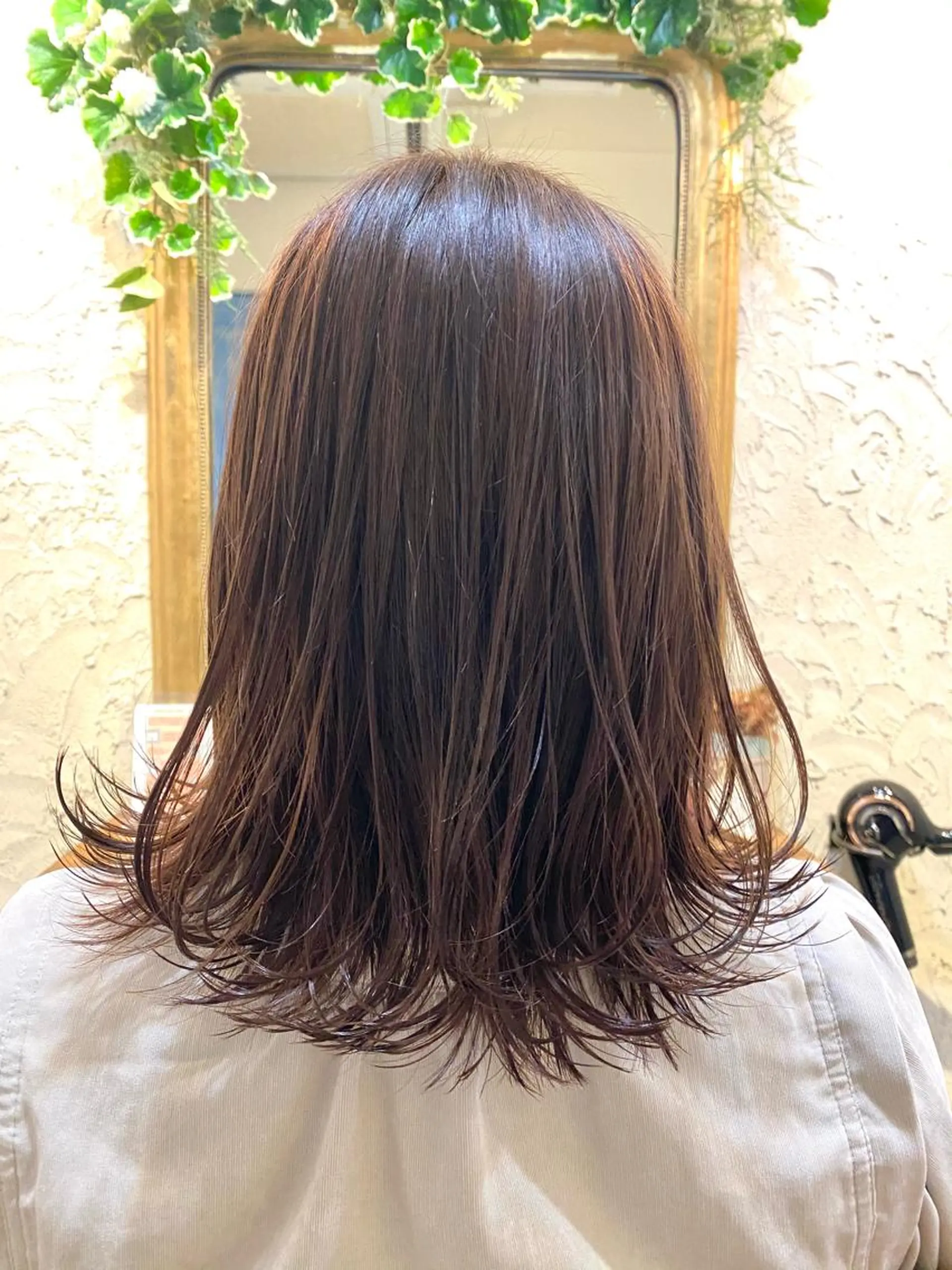 ミディアム カラー パーマ ヘアカラー よこもり あいのヘアスタイル