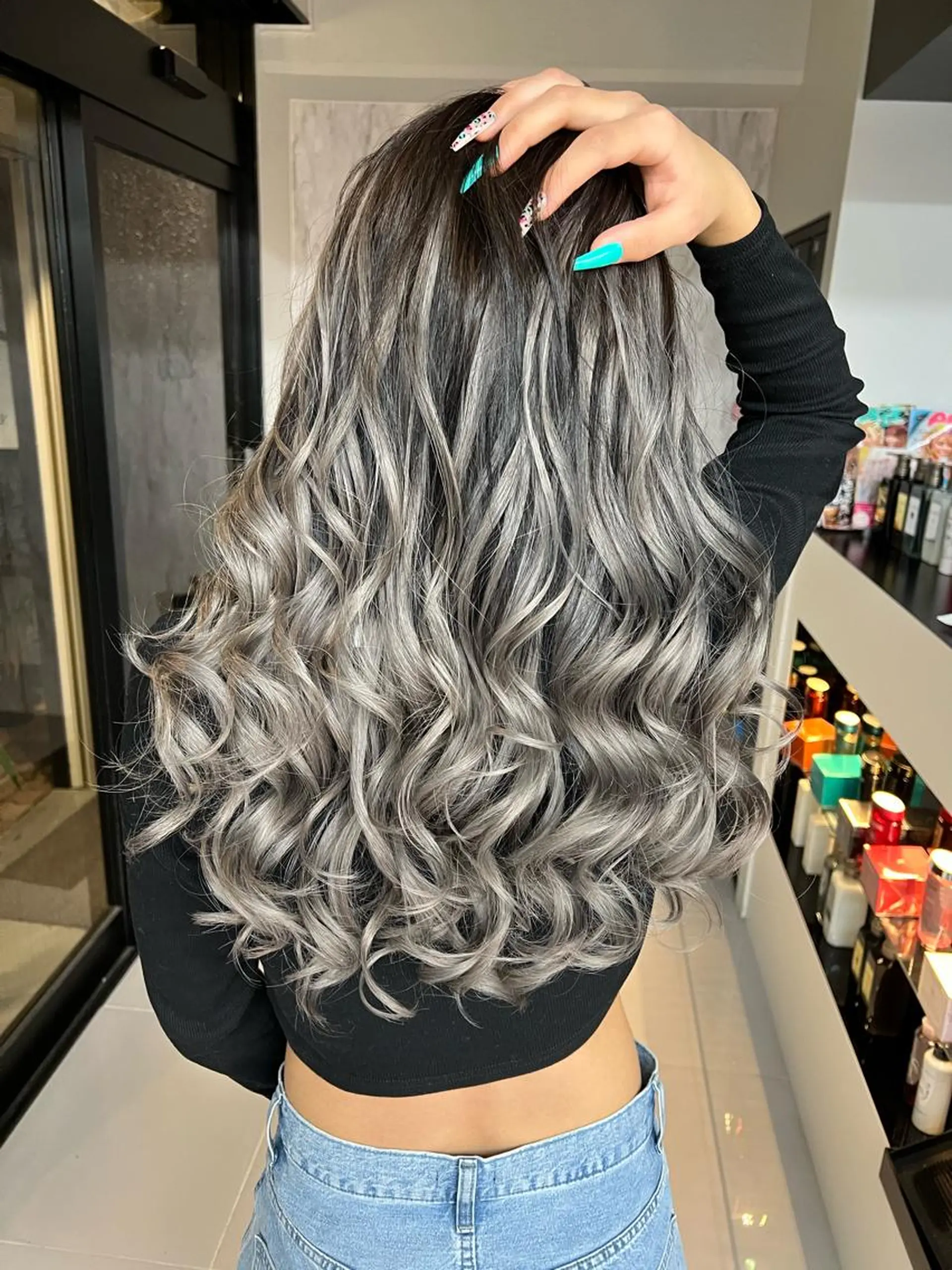 ロング カラー グラデーションカラー エクステ Lapis 池袋店所属・MASHIRO 🩵Lapis池袋店のヘアスタイル