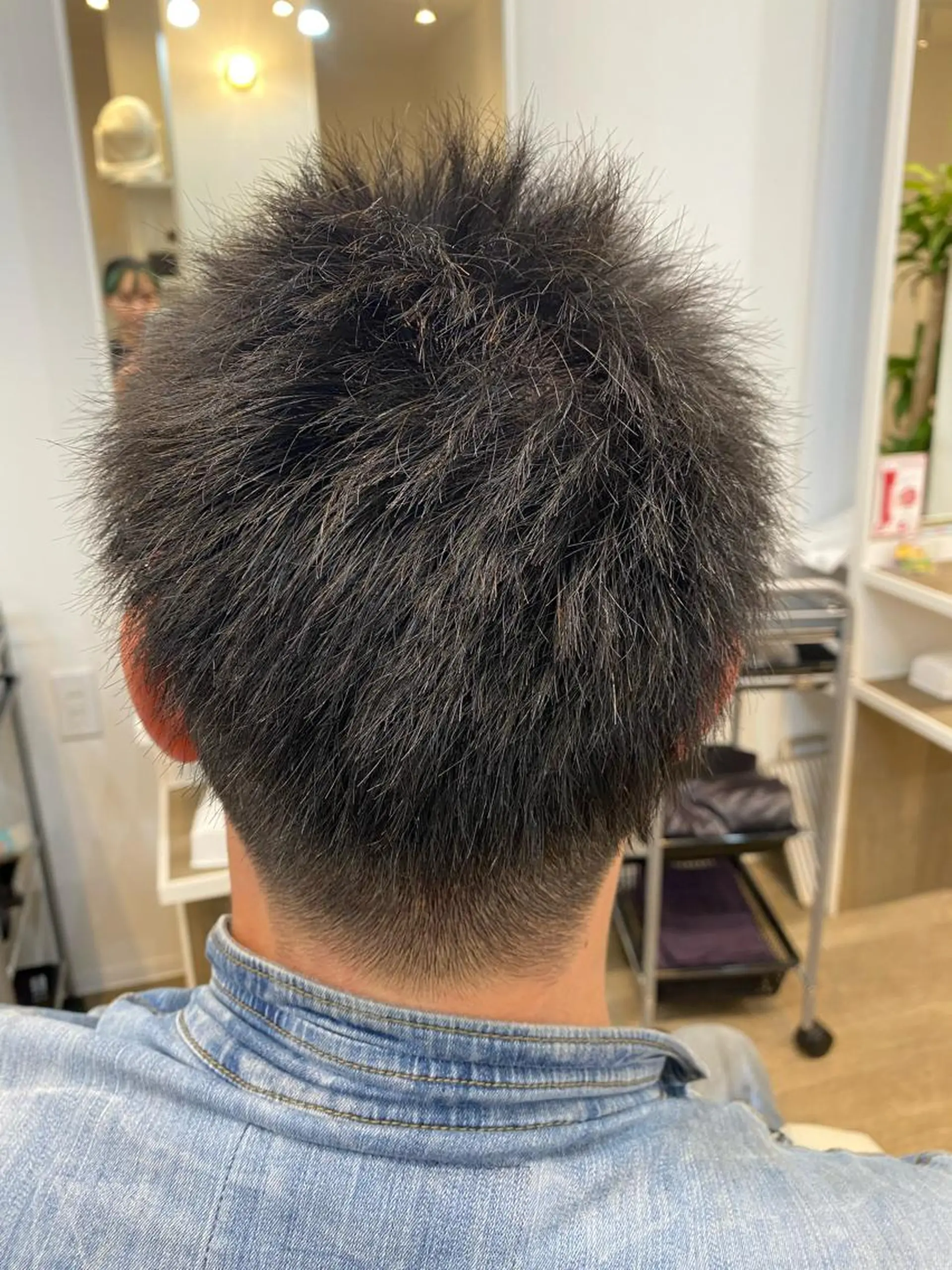 ショート メンズ 刈り上げ 清水 有紗のヘアスタイル