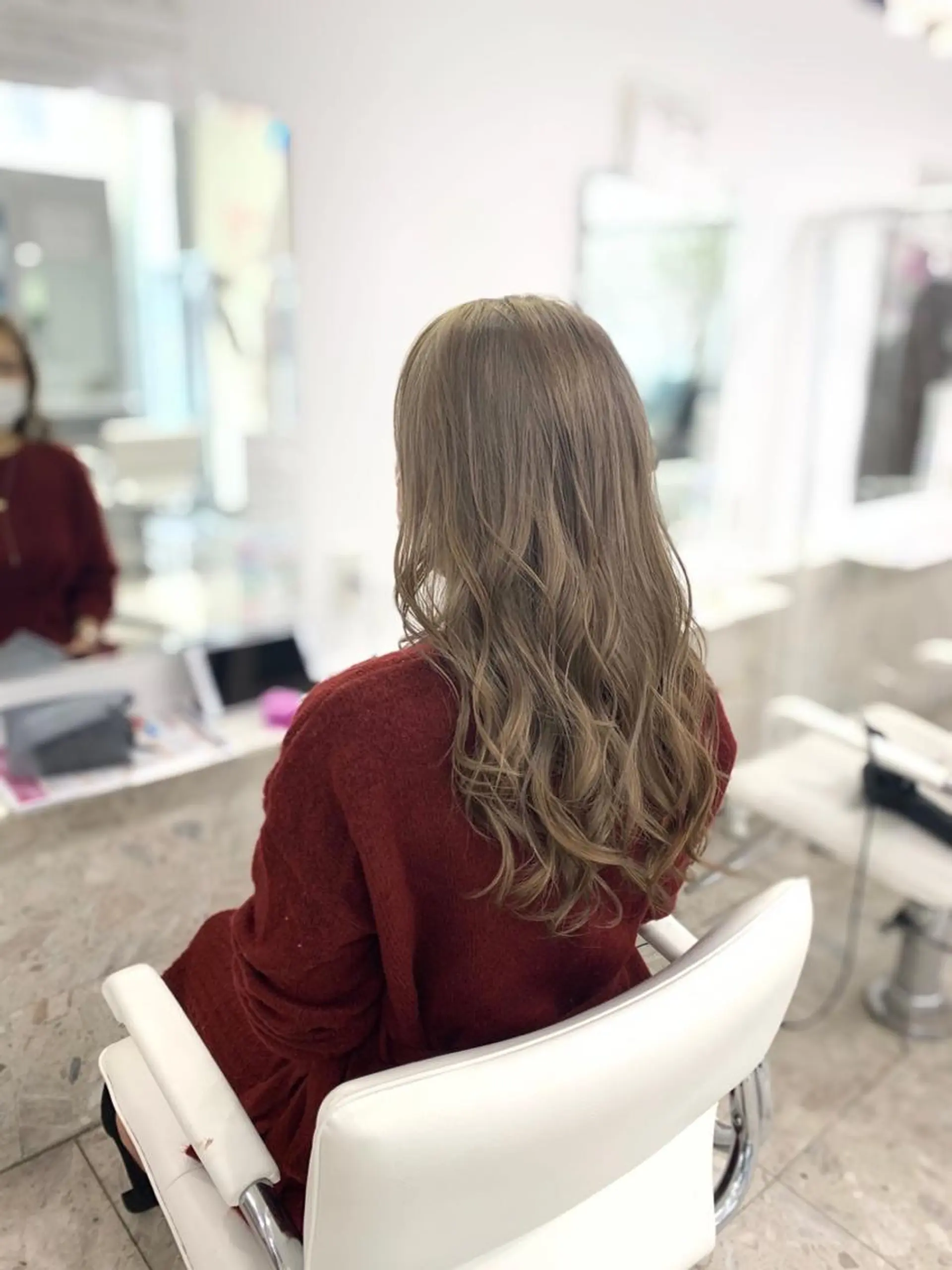 ロング レディース人気 🦊菅谷のヘアスタイル