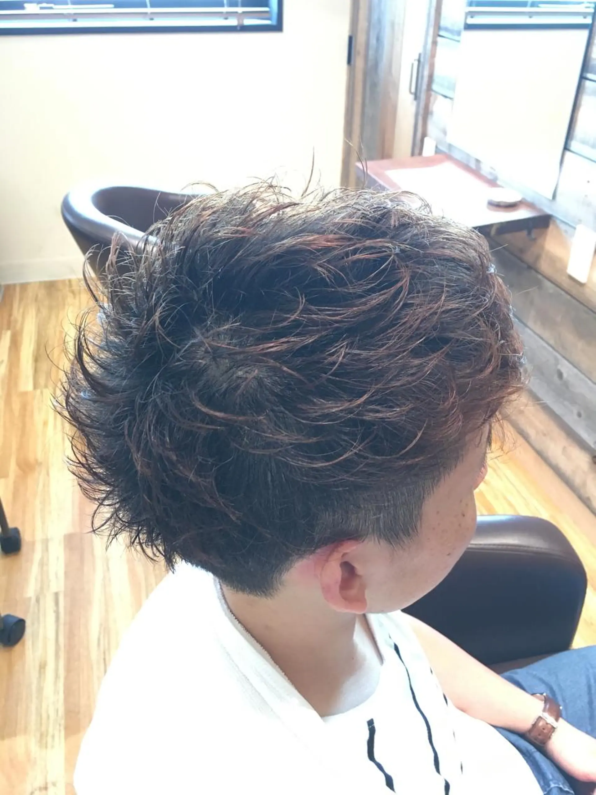 ショート パーマ メンズ メンズパーマ カット パーマ 仁 ジンのヘアスタイル