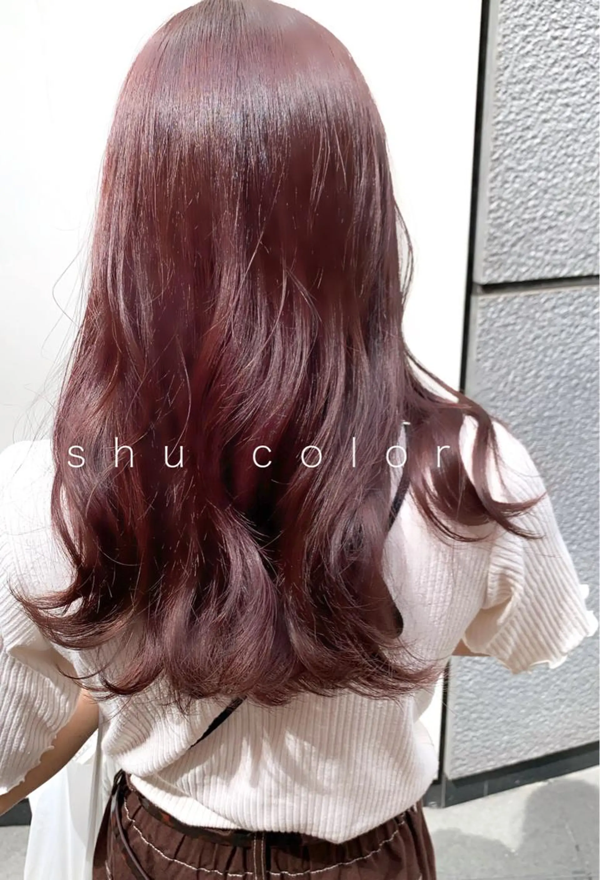 ロング カラー 切りっぱなしボブ ベージュカラー ブリーチ グレージュ ハイトーンカラー カット ヘアカラー トリートメント ニュアンスレイヤー ハイトーンカラーのヘアスタイル