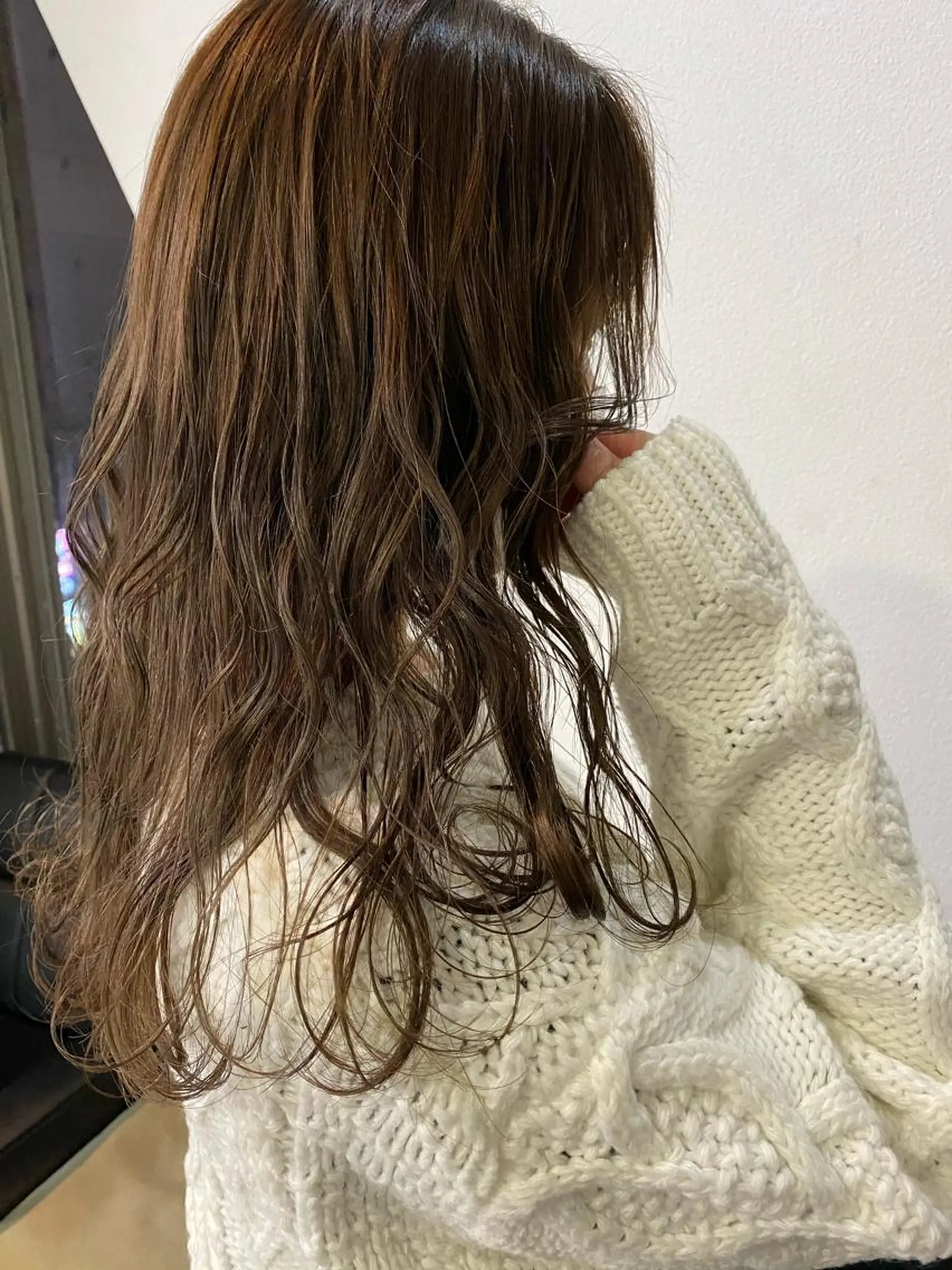 ミディアム カラー GiseL アンリのヘアスタイル
