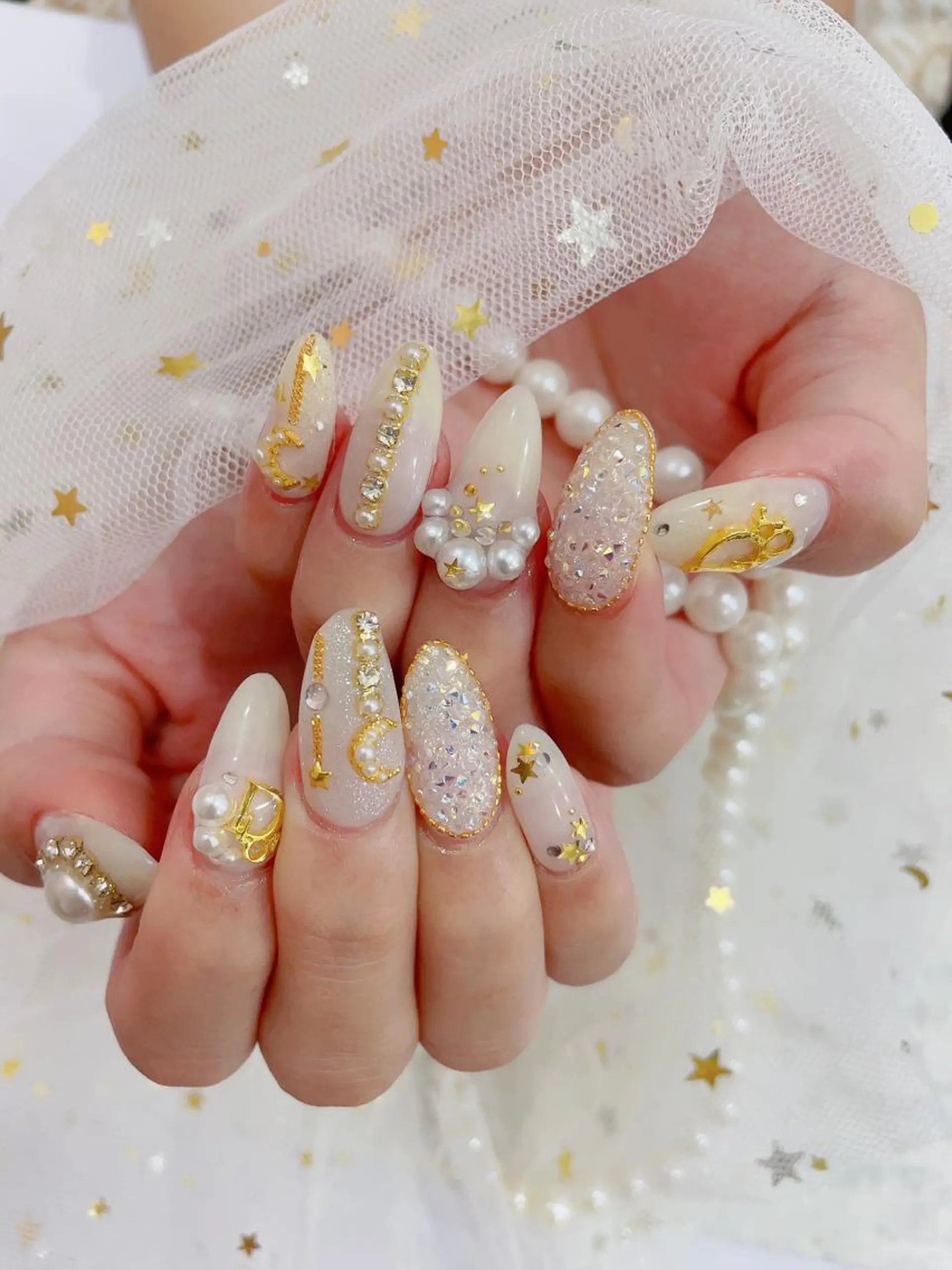 ミディアム ネイル ハンドネイル cho nailのネイルデザイン