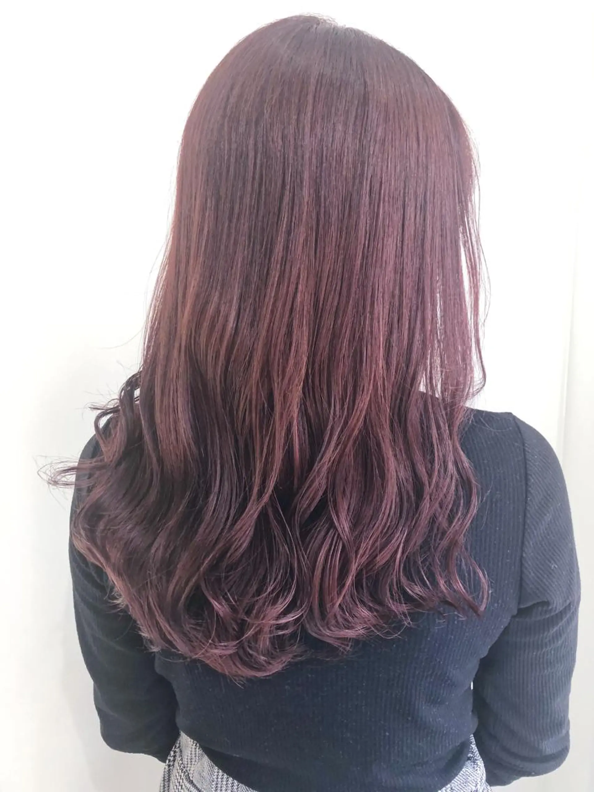 ロング カラー ヘアアレンジ GRAND OMOTESANDOのヘアスタイル