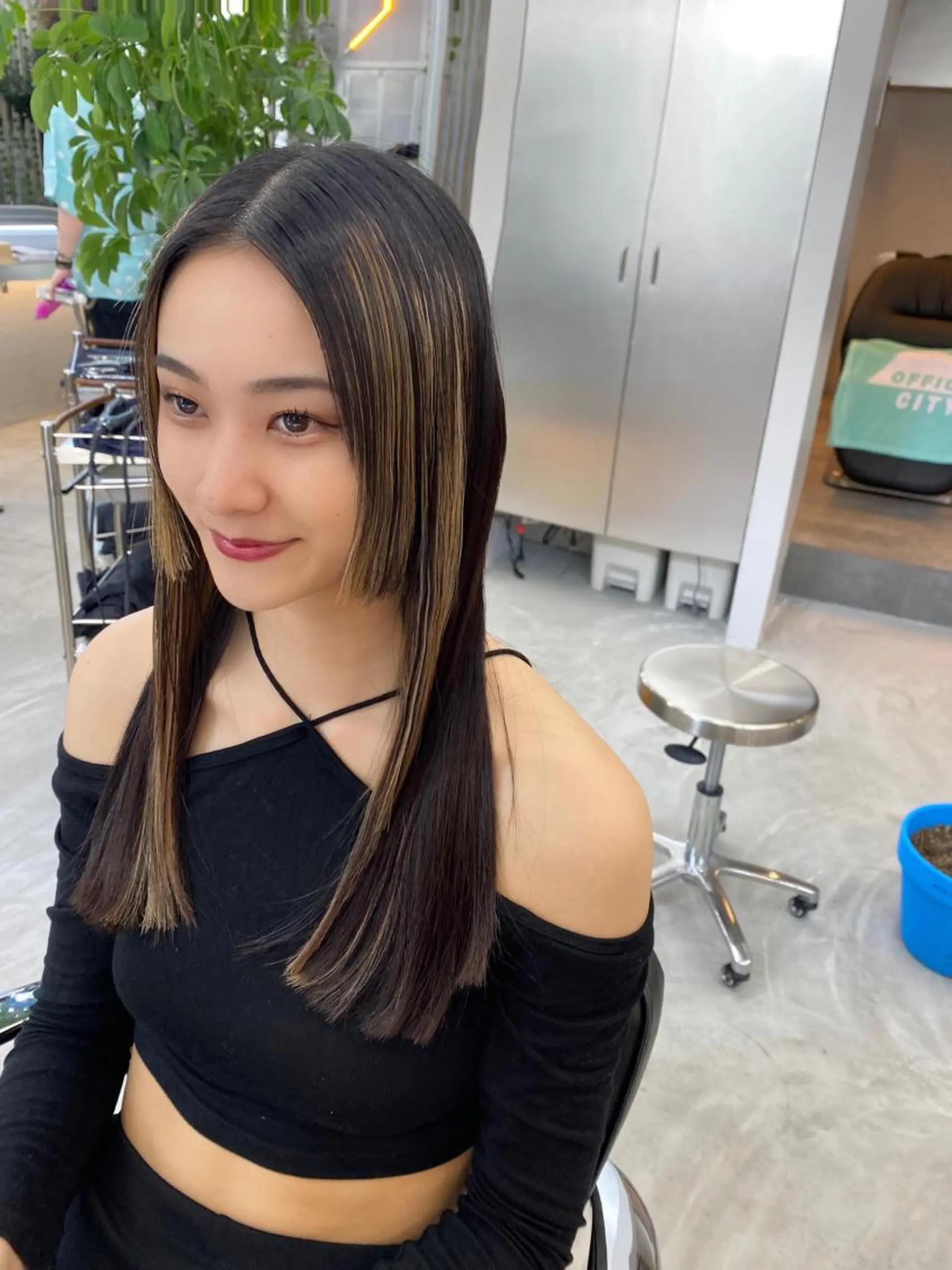 ロング パーマ 伸ばしかけ 縮毛矯正 酸性ストレート ストレートパーマ カット 縮毛矯正 トリートメント ✨髪質改善職人✨ デザインカラー/若林のヘアスタイル