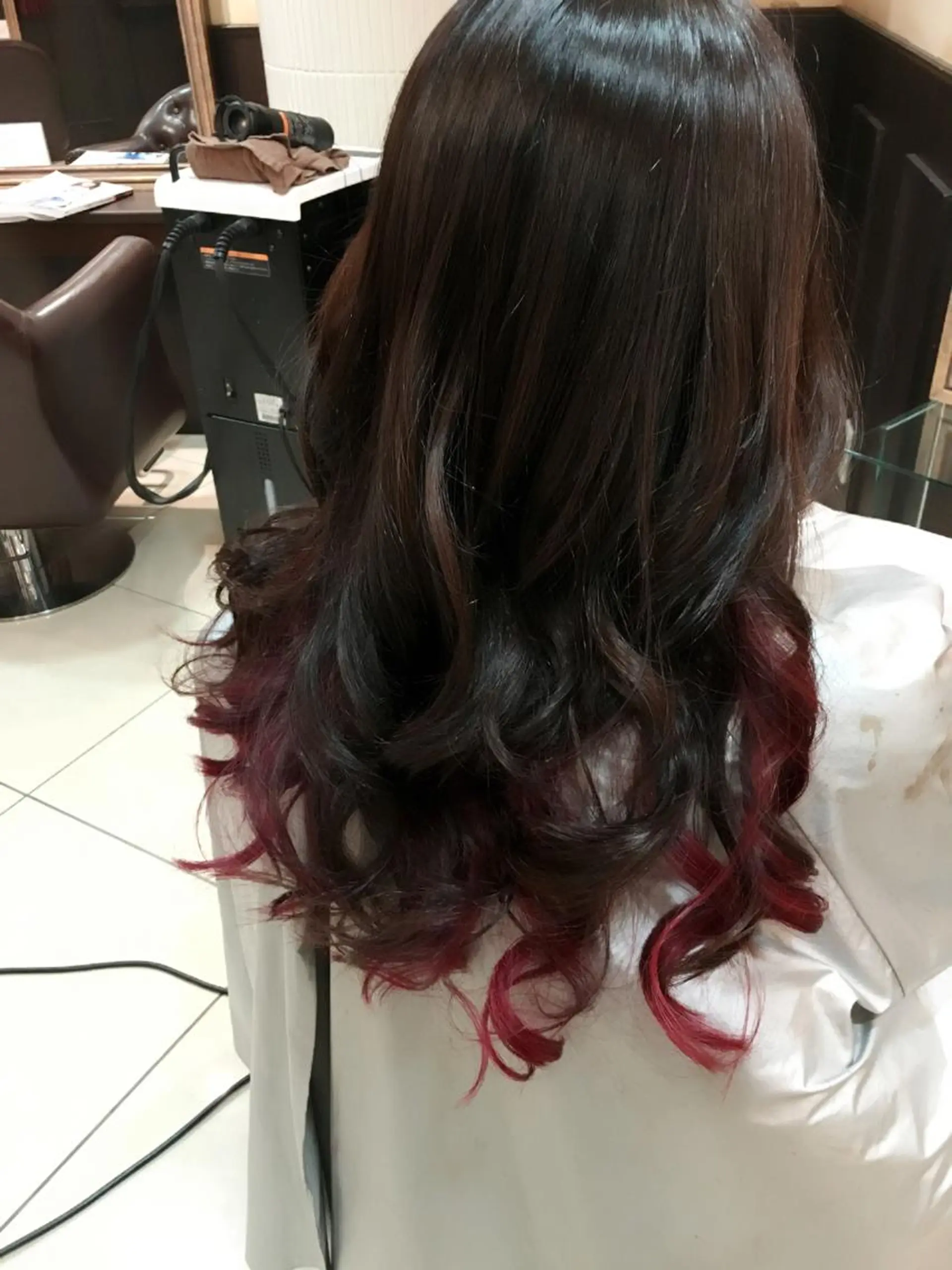 ロング カラー デザインカラー ロング エフェクトブリーチ エクステhiroのヘアスタイル