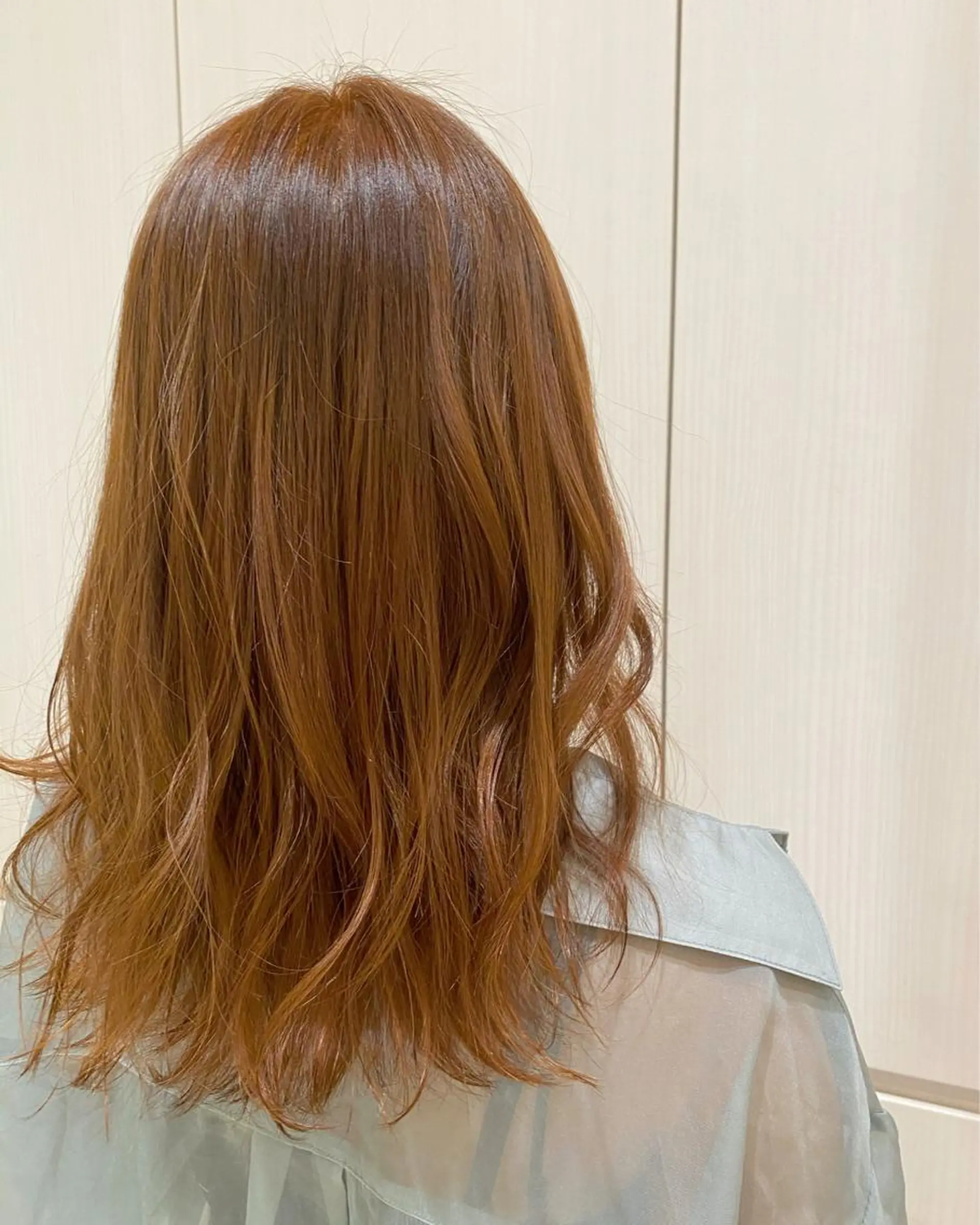 セミロング カラー MITSUKI🤍 モテ髪×韓国レイヤーのヘアスタイル