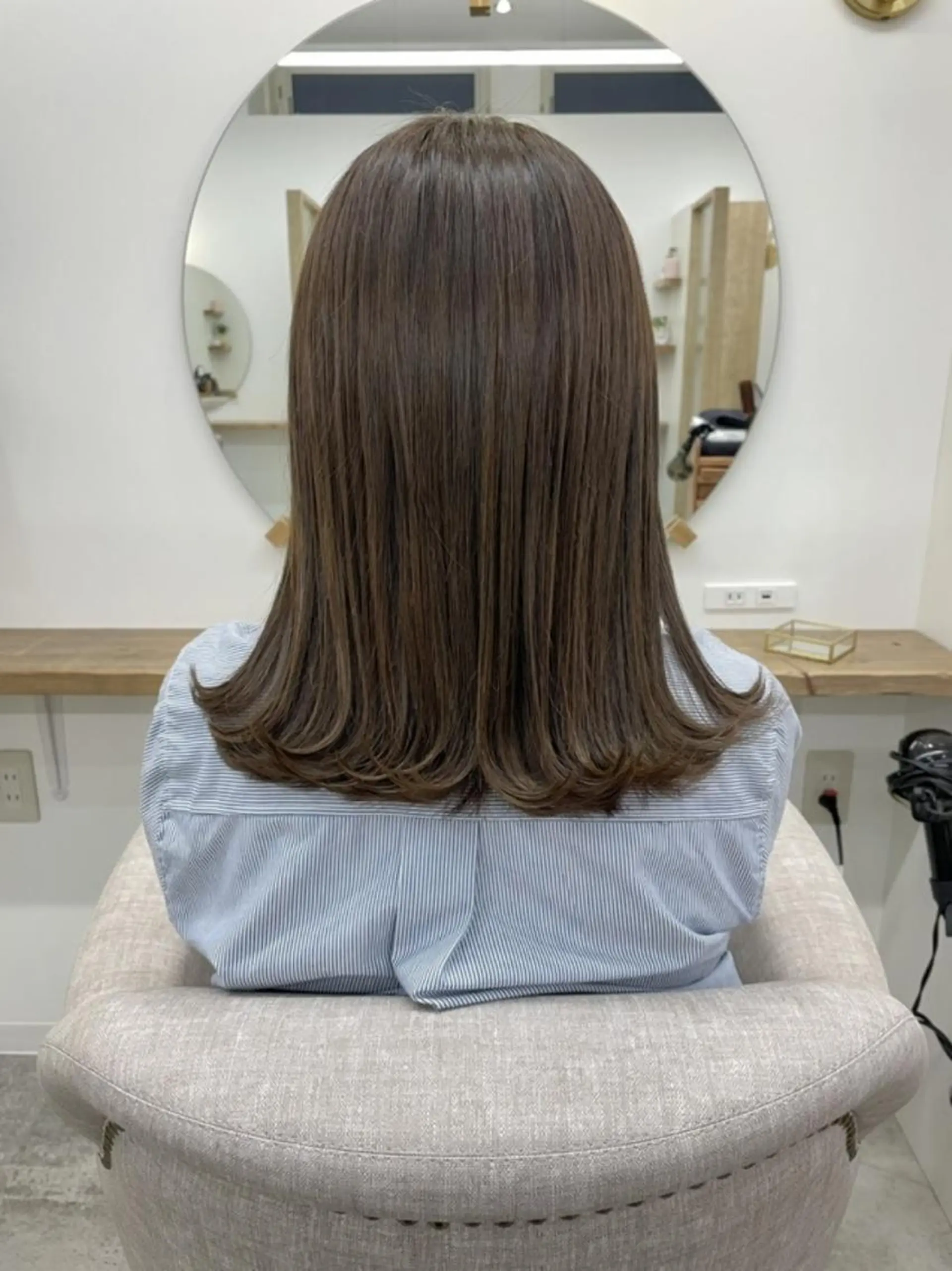 セミロング Rinko リンコのヘアスタイル