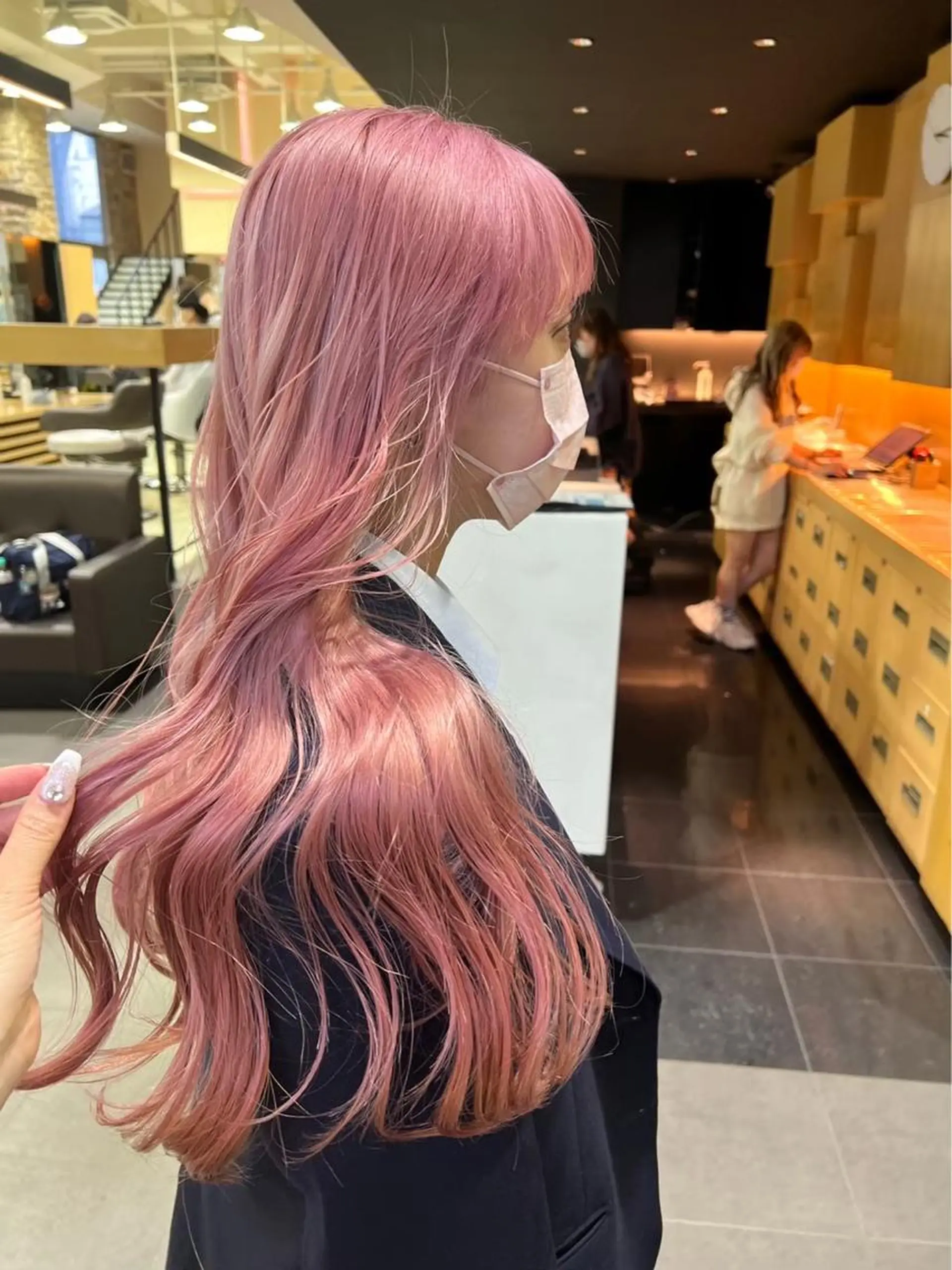 ロング カラー ピンクカラー 似合わせレイヤーカ ット　ʚɞ riiのヘアスタイル
