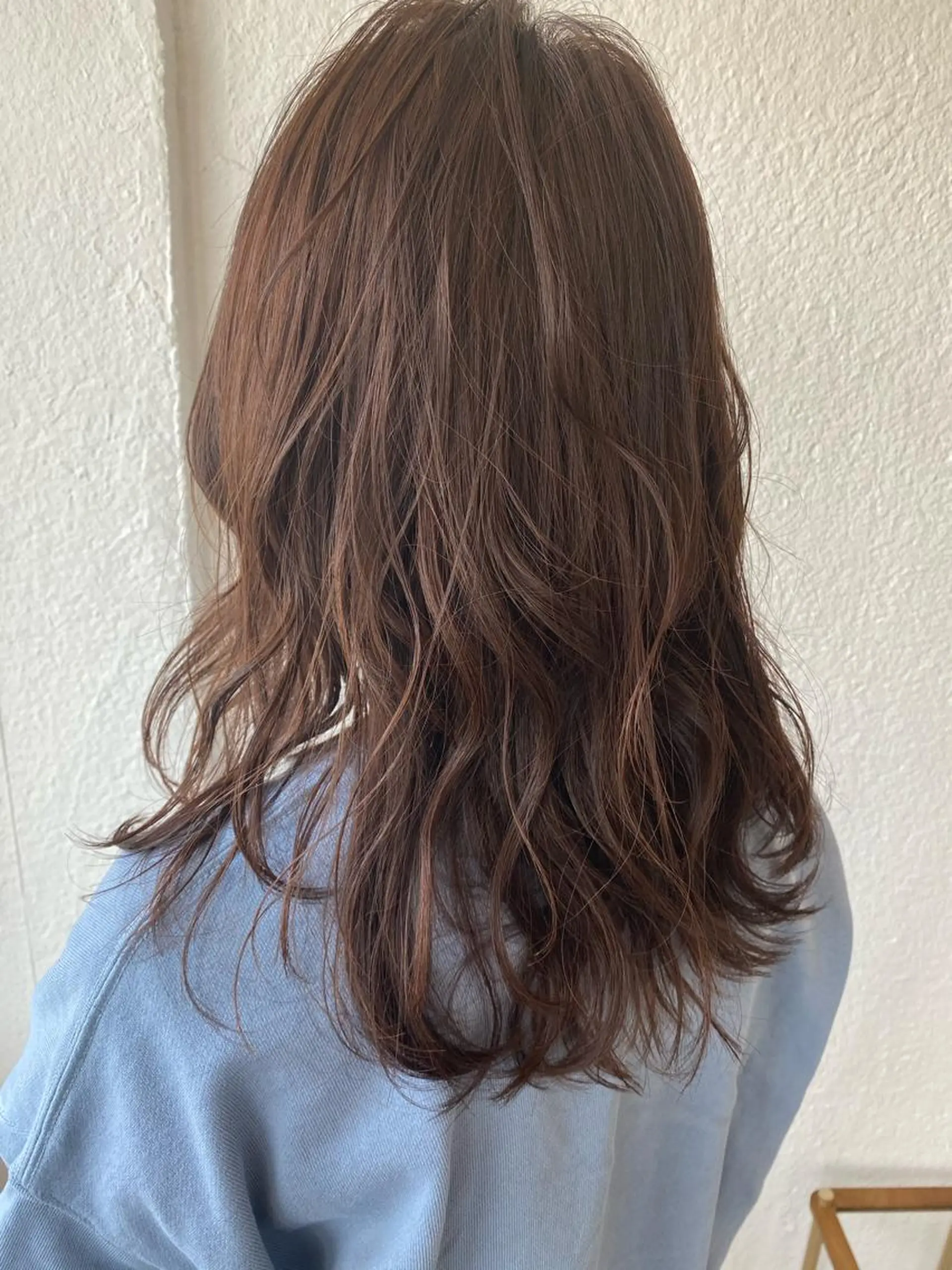 セミロング カラー ベージュカラー ブリーチ ブリーチなしカラー オレンジ オレンジベージュ 入江 志穂のヘアスタイル