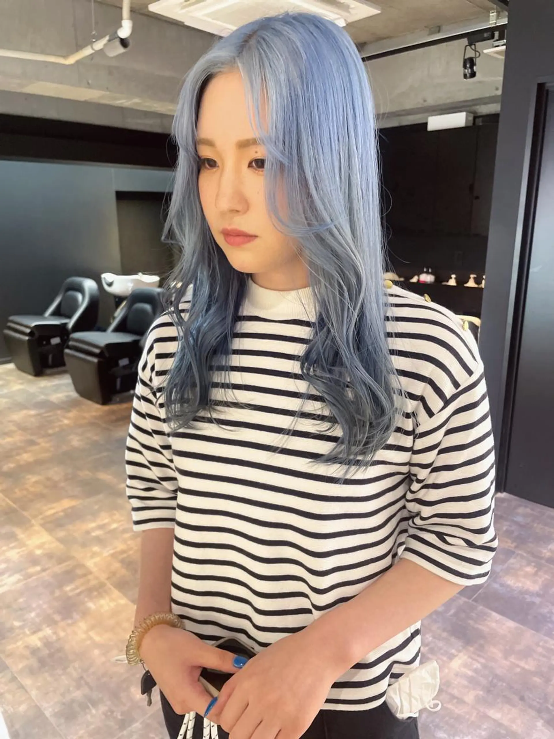 セミロング カラー ブリーチ 心斎橋/ブリーチ minamiのヘアスタイル