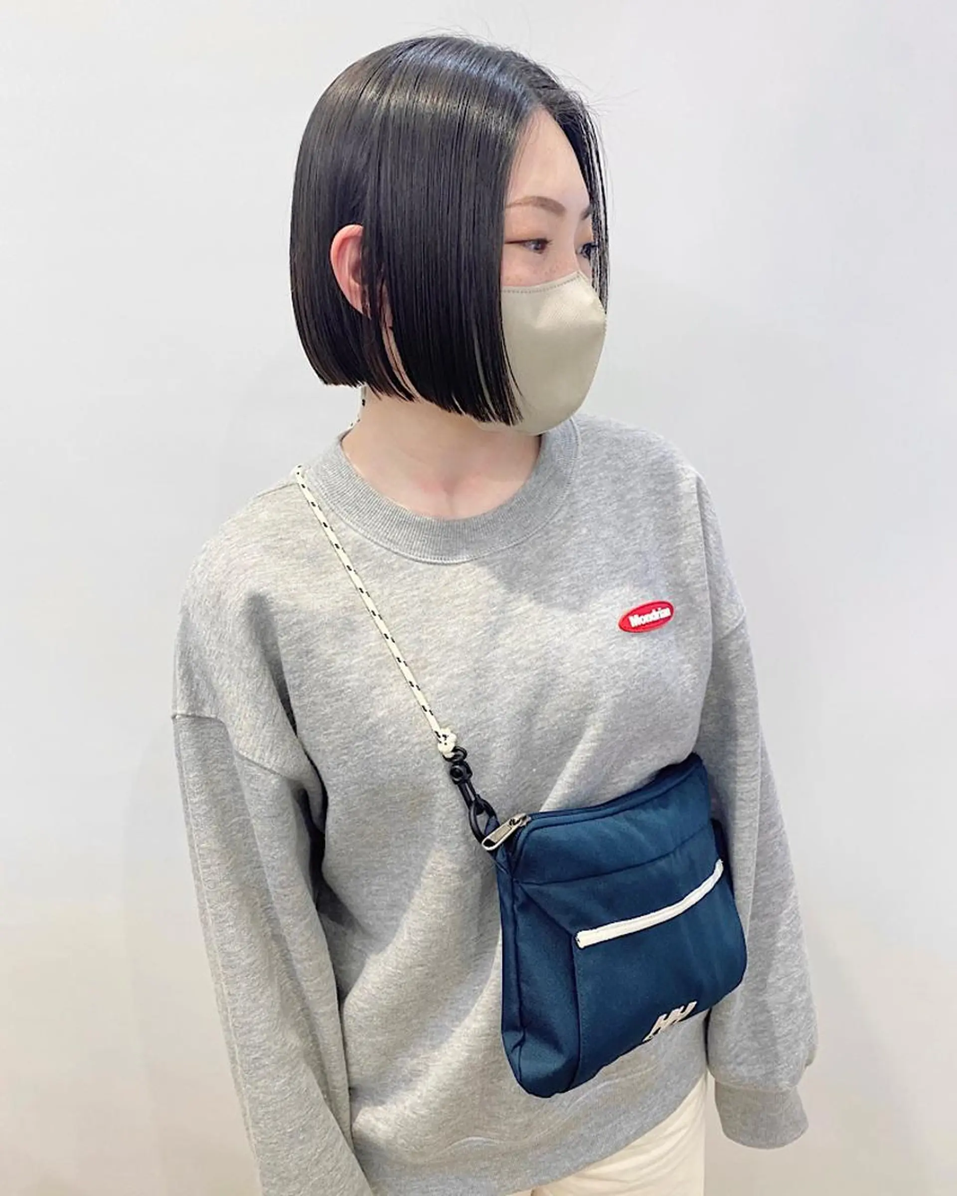 ミディアム 切りっぱなしボブ ボブ カット 石山 /切りっぱなしボブのヘアスタイル
