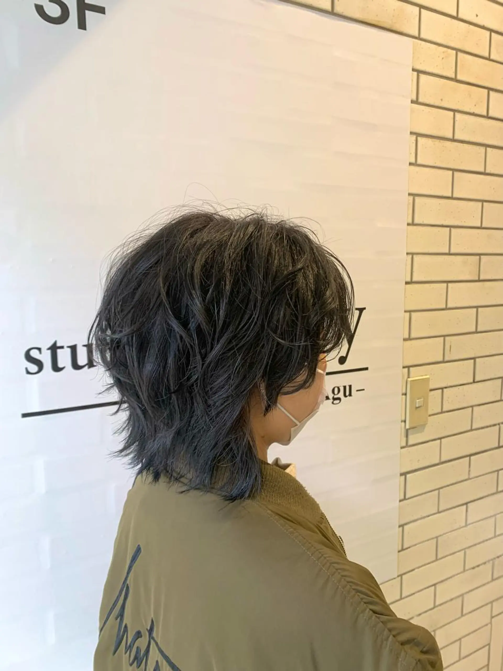ミディアム カラー ブリーチ 透明感カラー 年内期間限定 🫧まゆ🫧のヘアスタイル
