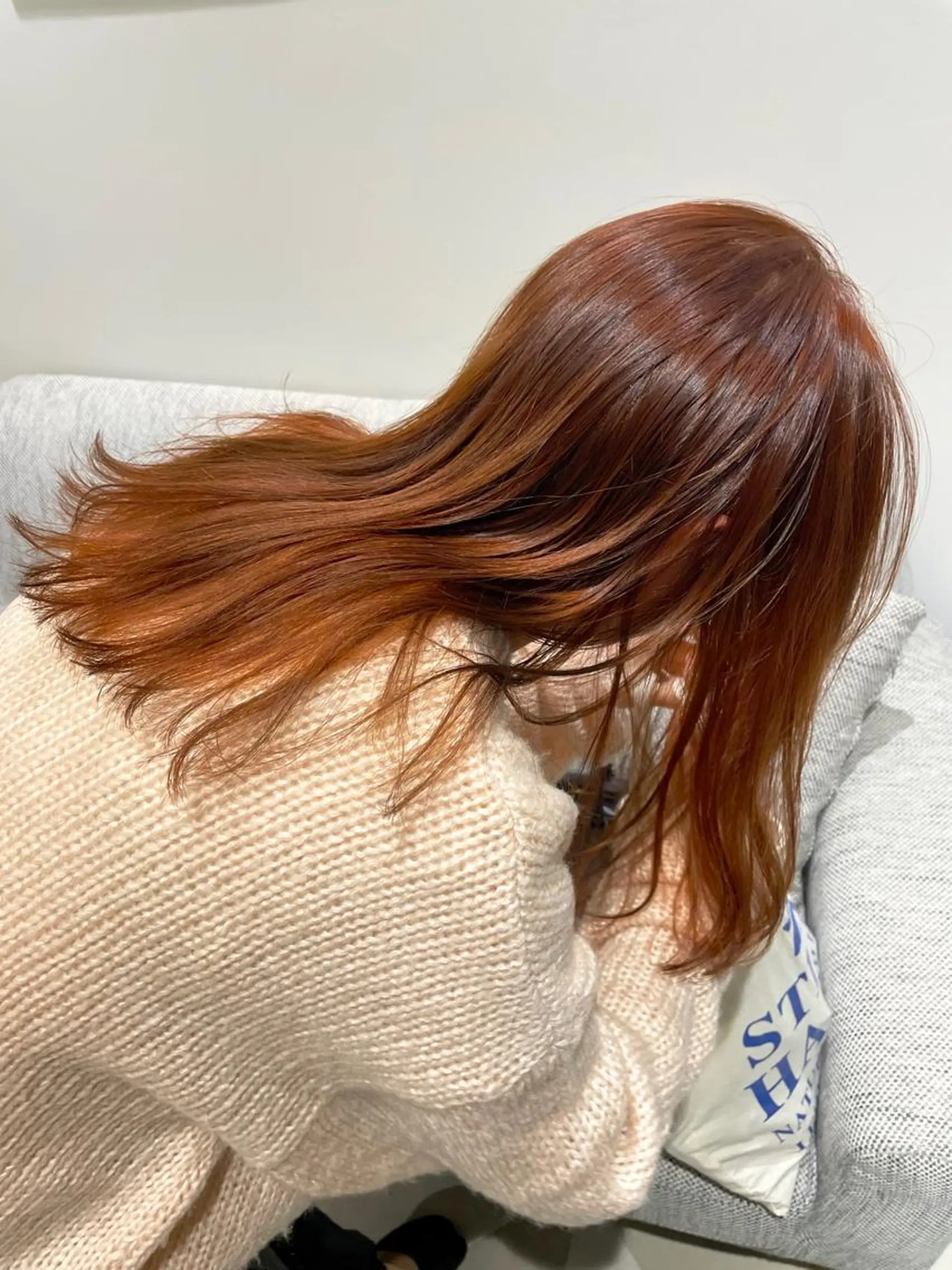 セミロング カラー ブリーチ ブリーチなしカラー オレンジ ヘアカラー トリートメント ボブ/レイヤー/ケア パーマ/リュウタのヘアスタイル