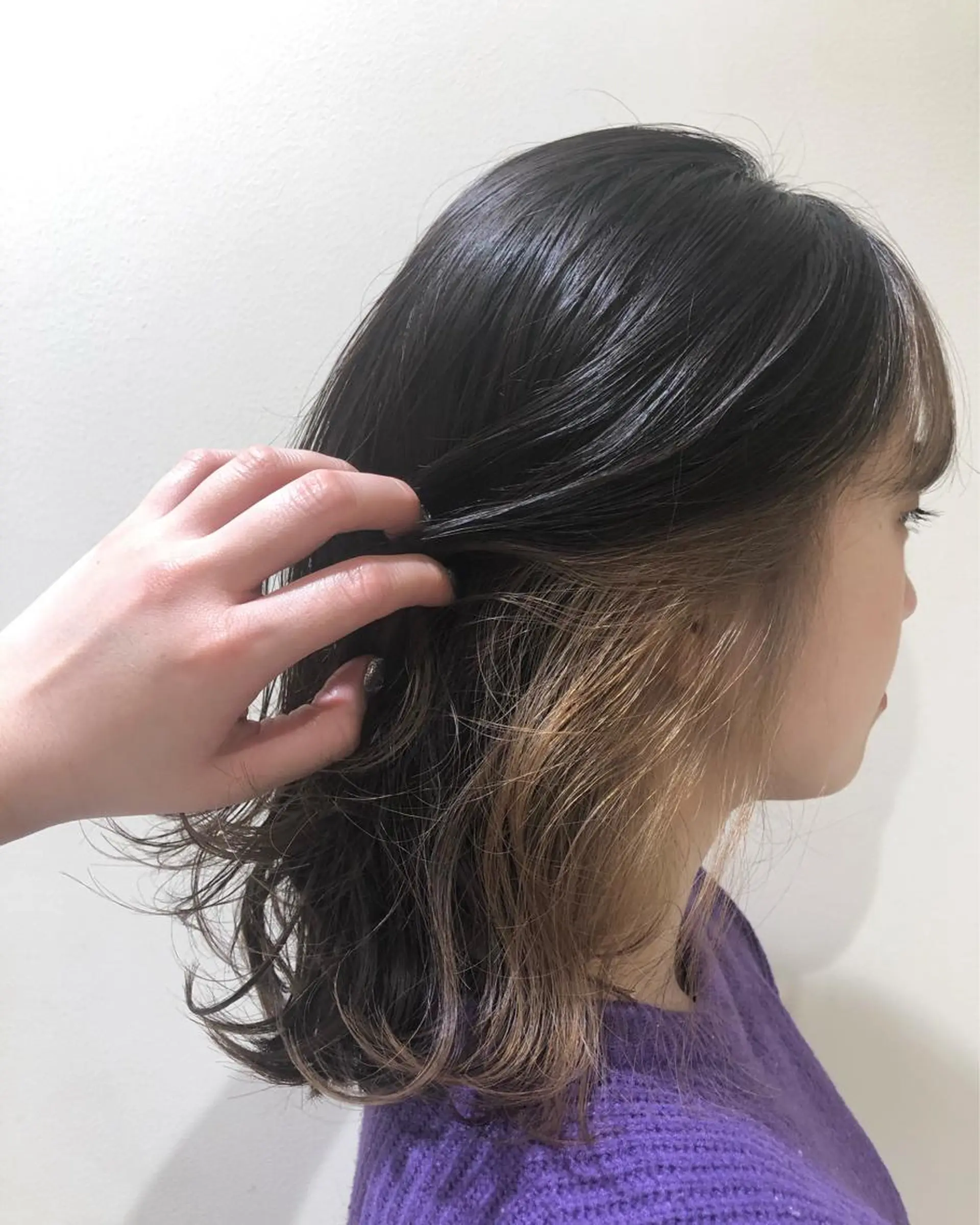 ミディアム カラー ベージュカラー ダークグレー インナーカラー カット ヘアカラー トリートメント 大岩 茉愉のヘアスタイル