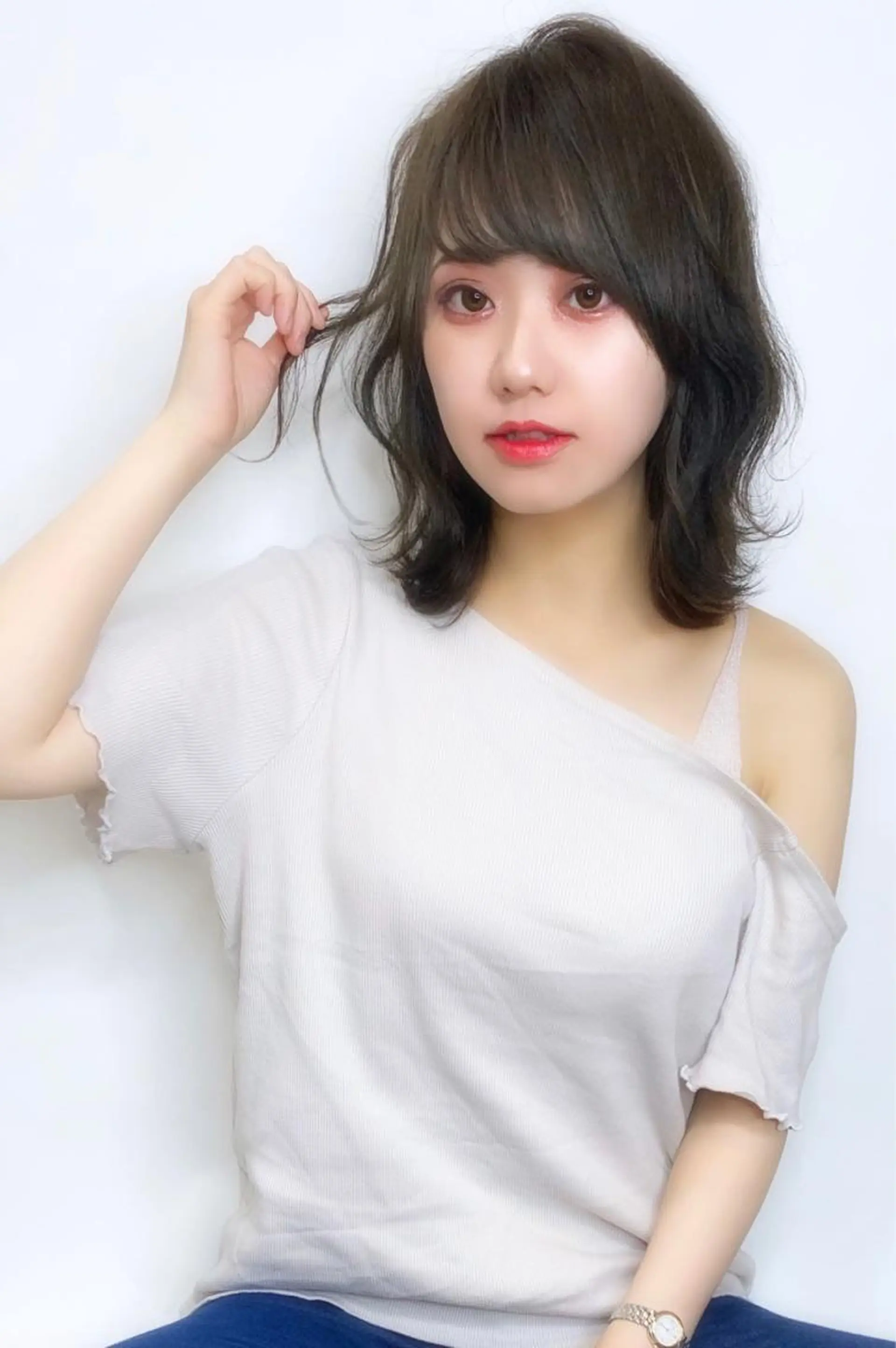 ミディアム カラー グレージュ 🤍デザインカラー 特化🤍HIROのヘアスタイル
