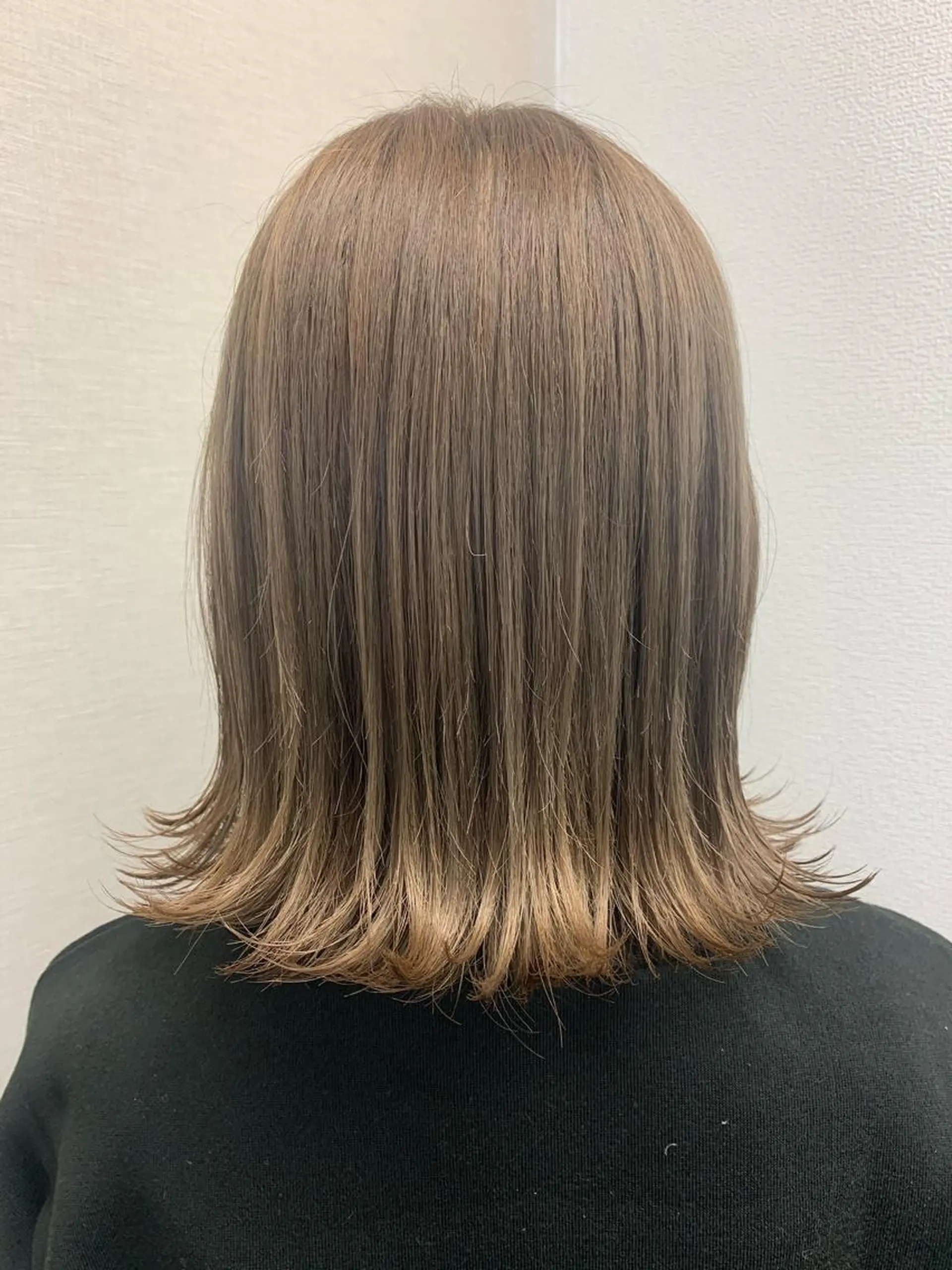 ミディアム カット ヘアカラー トリートメント ヘアセット 🍊 MOEKO🍊のヘアスタイル