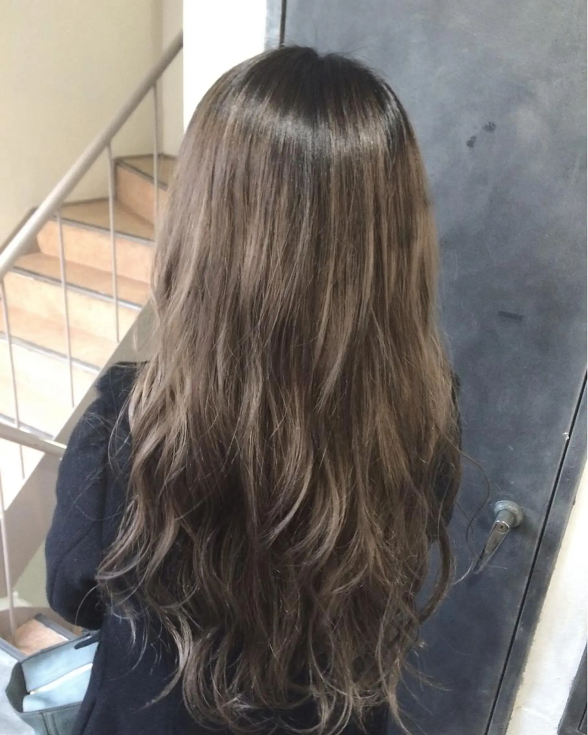 ショート ミディアム セミロング ロング カラー パーマ ヘアアレンジ グレージュ ミルクティーグレージュ youres hair 新宿3丁目店所属・新宿.代表.透け髪 TAKAケアブリーチのヘアスタイル