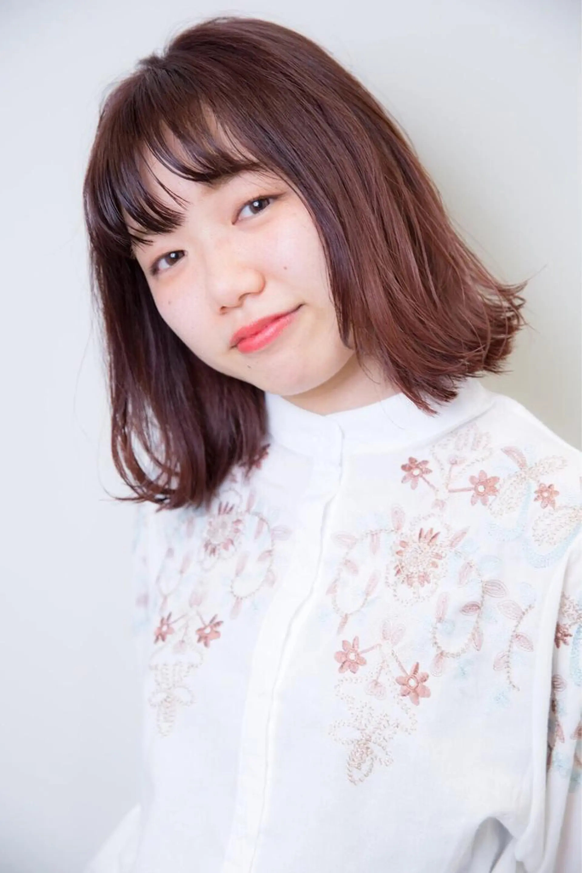 ミディアム カラー カット ヘアカラー マネージャー 山城洸希のヘアスタイル