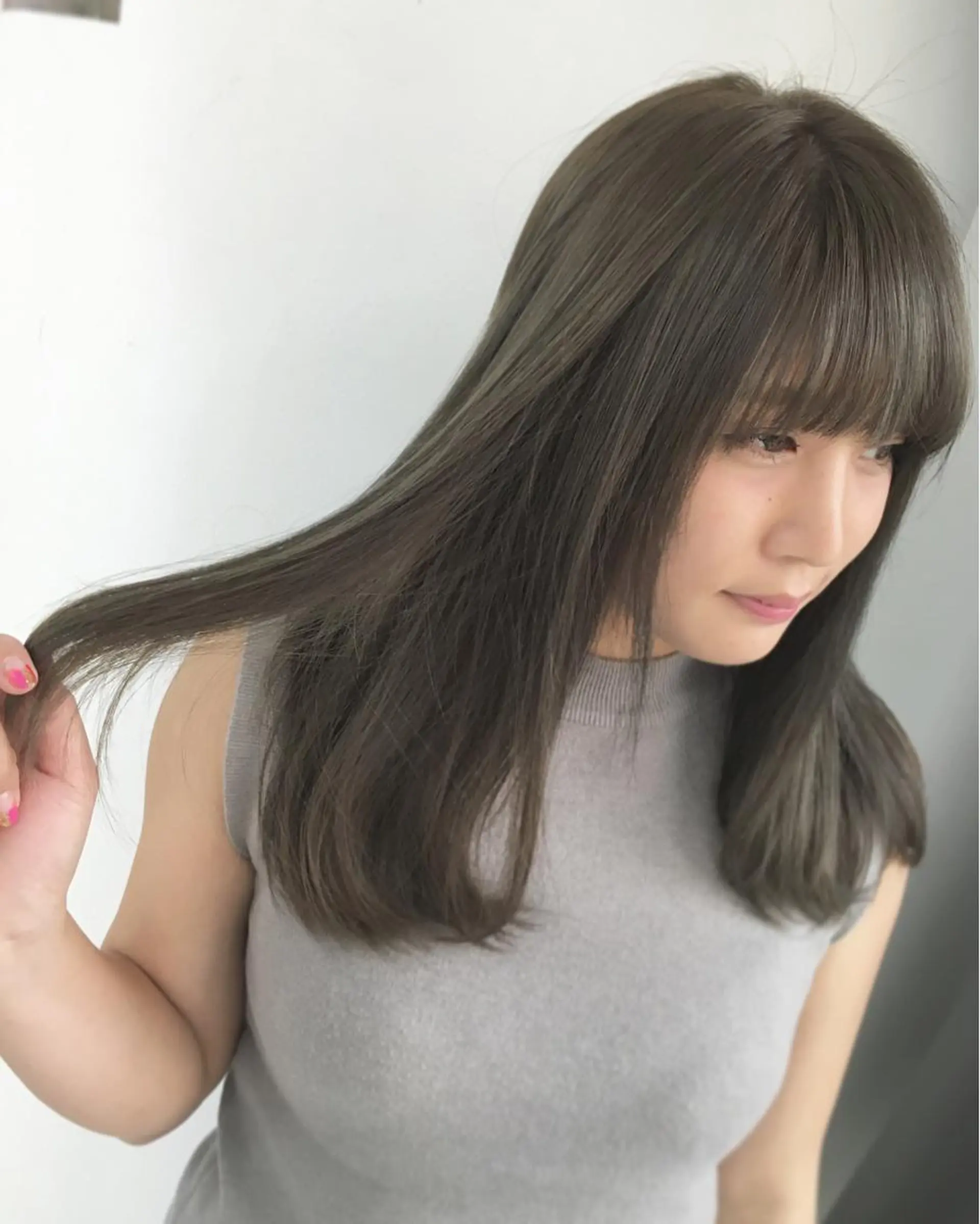 ミディアム セミロング ロング カラー 韓×中くびれヘア💋 髪質改善宇塚元哉💓のヘアスタイル