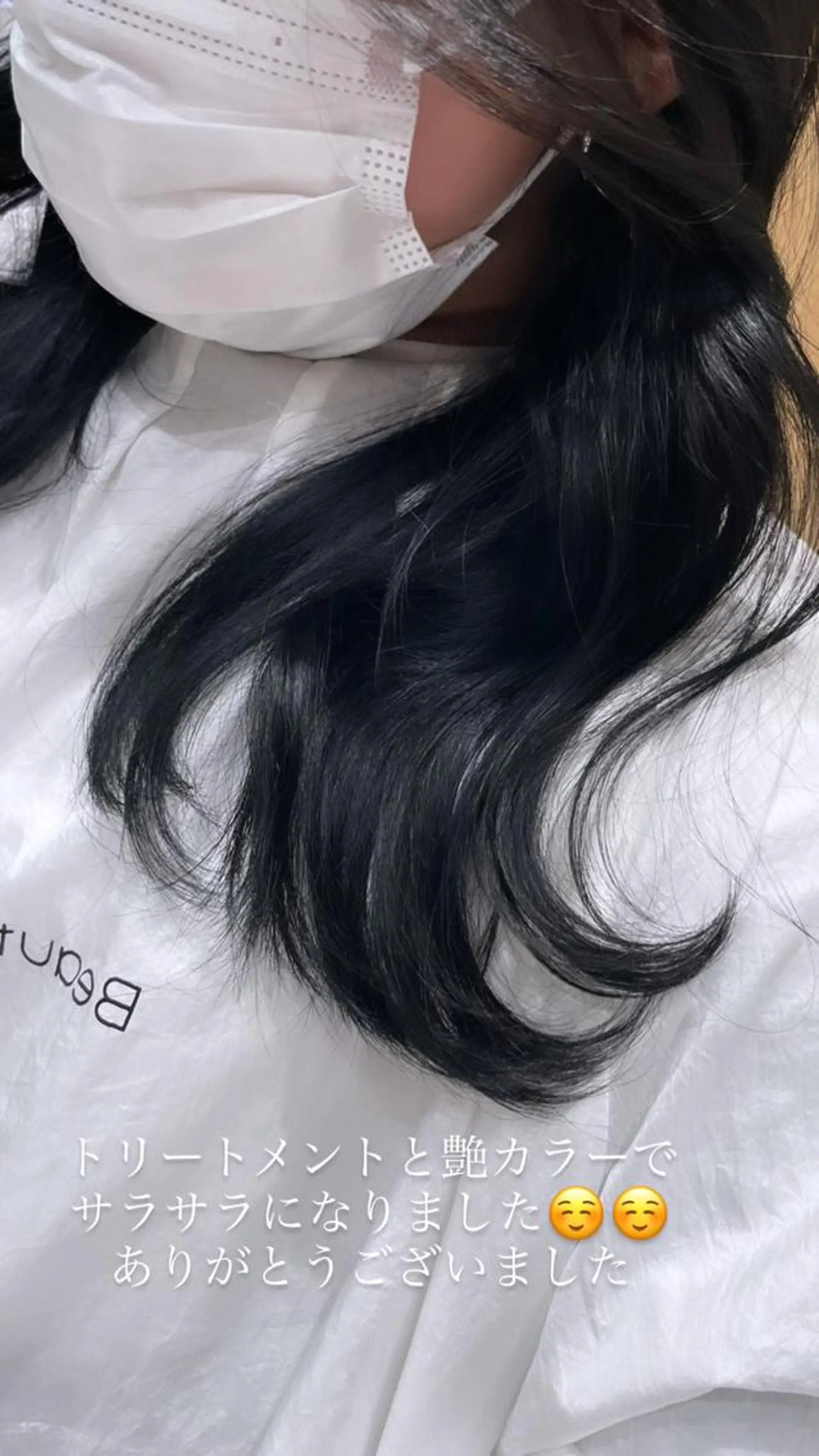 ミディアム くびれショート/パー マ/🐬永井瑠栞🐬のヘアスタイル