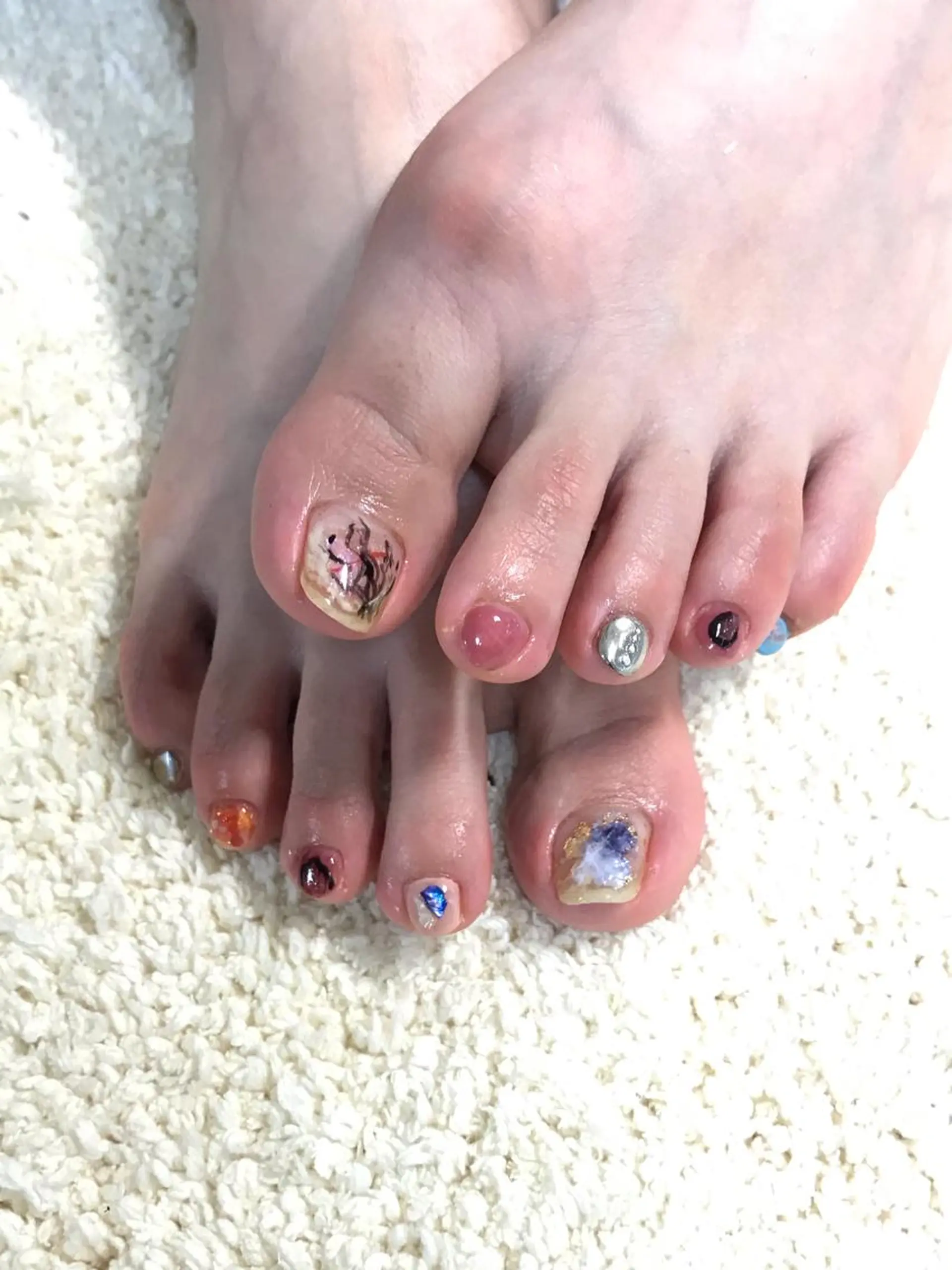 ネイル フットネイル ミラーネイル ニュアンスネイル 青山ルーム735 yukiのネイルデザイン