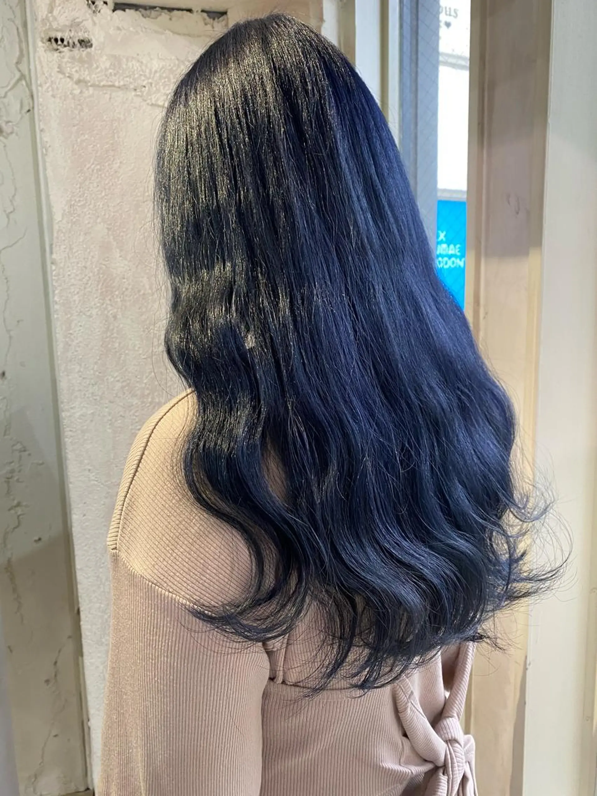ロング カラー ブリーチ ブルーカラー ネイビーカラー ヘアカラー ALLY（アリー）所属・ミニモお気に入り数 No.1宍戸雄弥のヘアスタイル