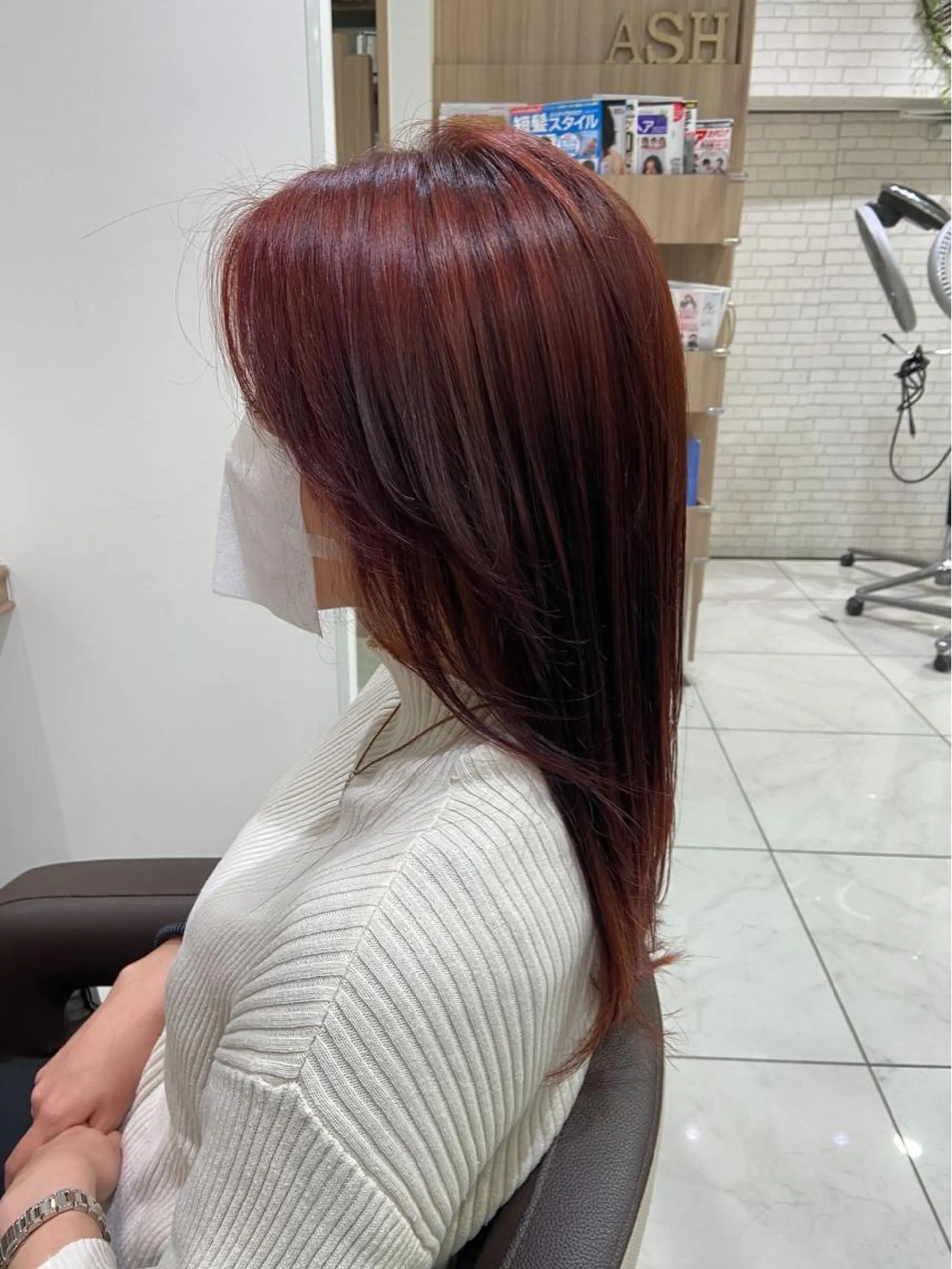 ロング カラー 奥村 美郁子のヘアスタイル
