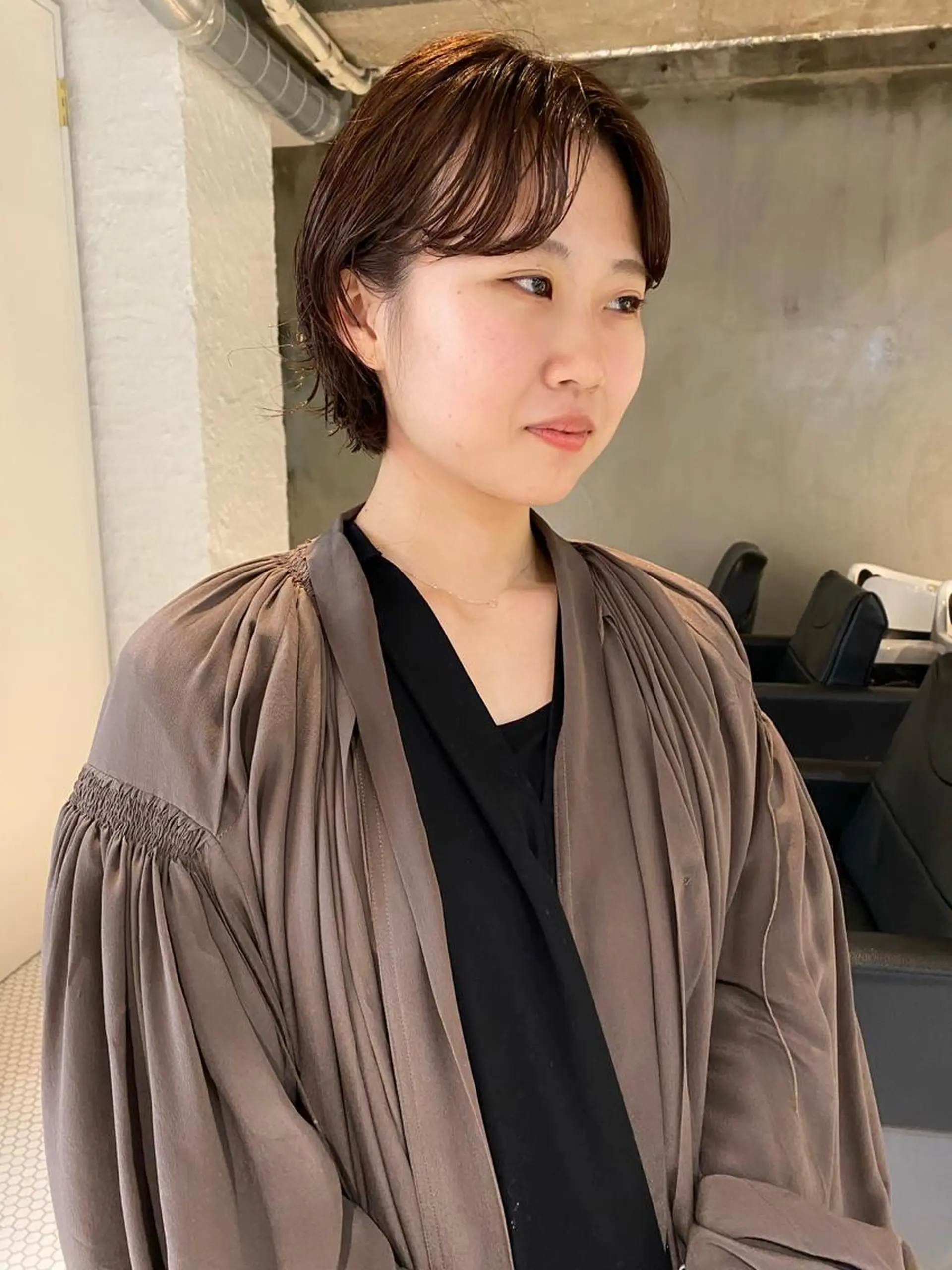 ミディアム カラー パーマ ヘアアレンジ メンズ キッズ ネイル マツエク・マツパ アイブロウ ミディアムパーマ メンズパーマ ニュアンスネイル ニュアンスパーマ パーマスタイル🔅 sayacaのヘアスタイル