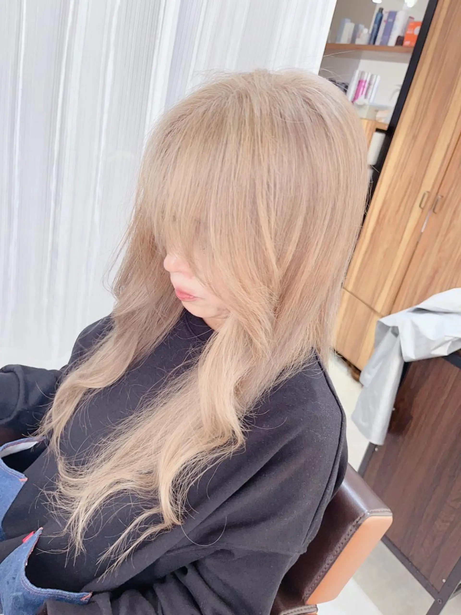 ロング カラー ベージュカラー ミルクティーベージュ ✨️💎山口 真依💎✨️のヘアスタイル