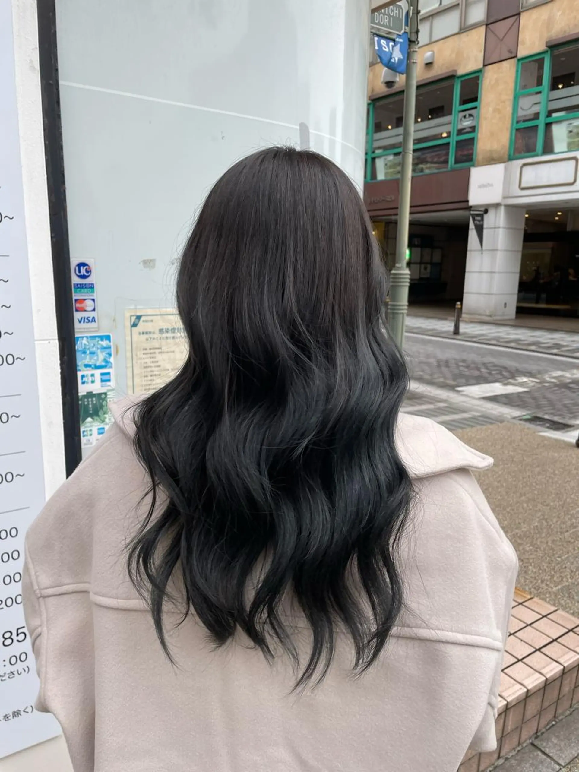 ロング カラー 黒髪 ブルーカラー ブルーブラック LOG/所属・✨縮毛/ブリーチ✨ 出口 紗依のヘアスタイル