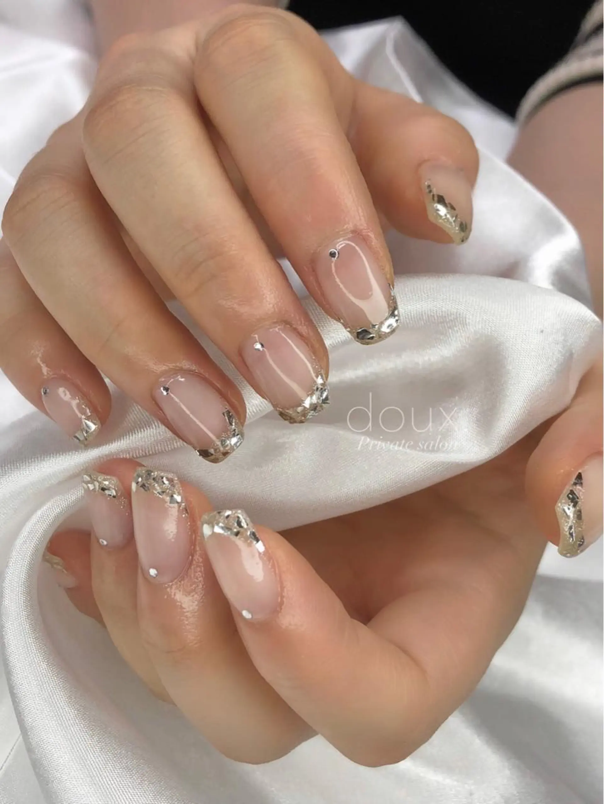 ネイル フレンチネイル ガラスフレンチ 韓国ネイル 春ネイル ハンドネイル doux. nailのネイルデザイン