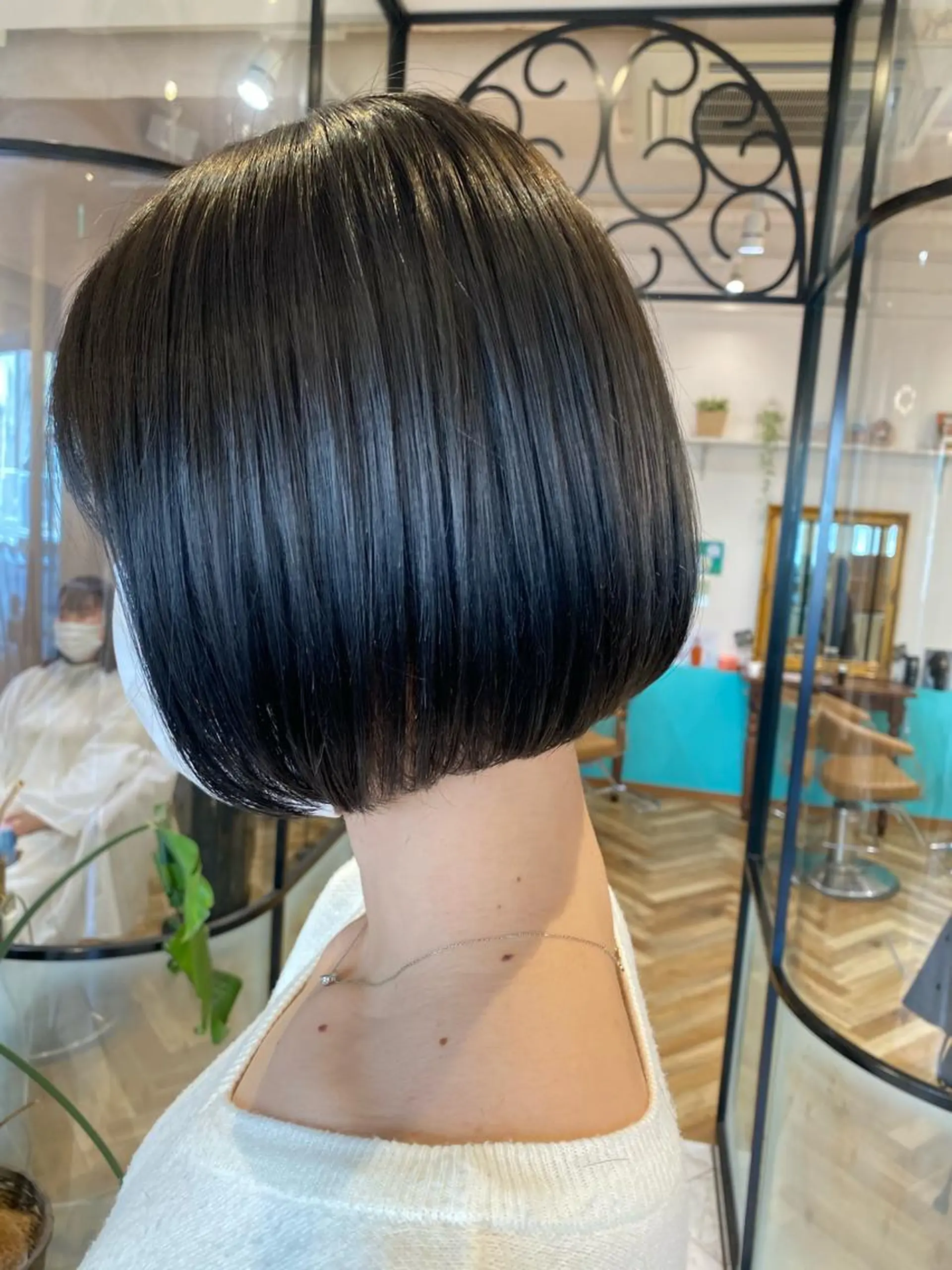 ショート カット ヘアカラー トリートメント ボブ韓国風レイヤー 髪質改善/畠中ケントのヘアスタイル