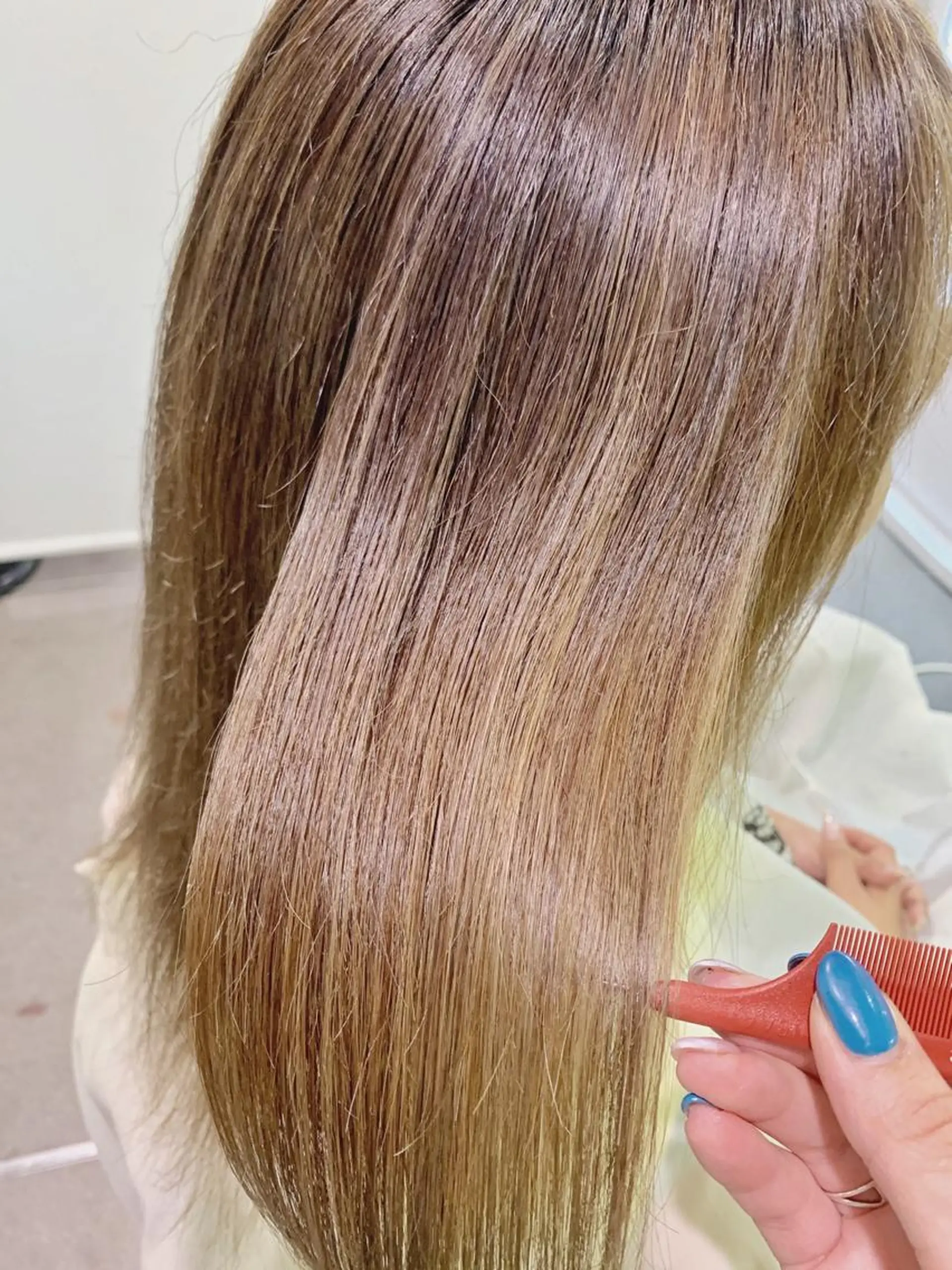 ロング カラー ヘアアレンジ ハイライトカラー オリーブカラー ハイライト 髪質改善 小顔カット 指名支持率NO.1 スタイリストのヘアスタイル