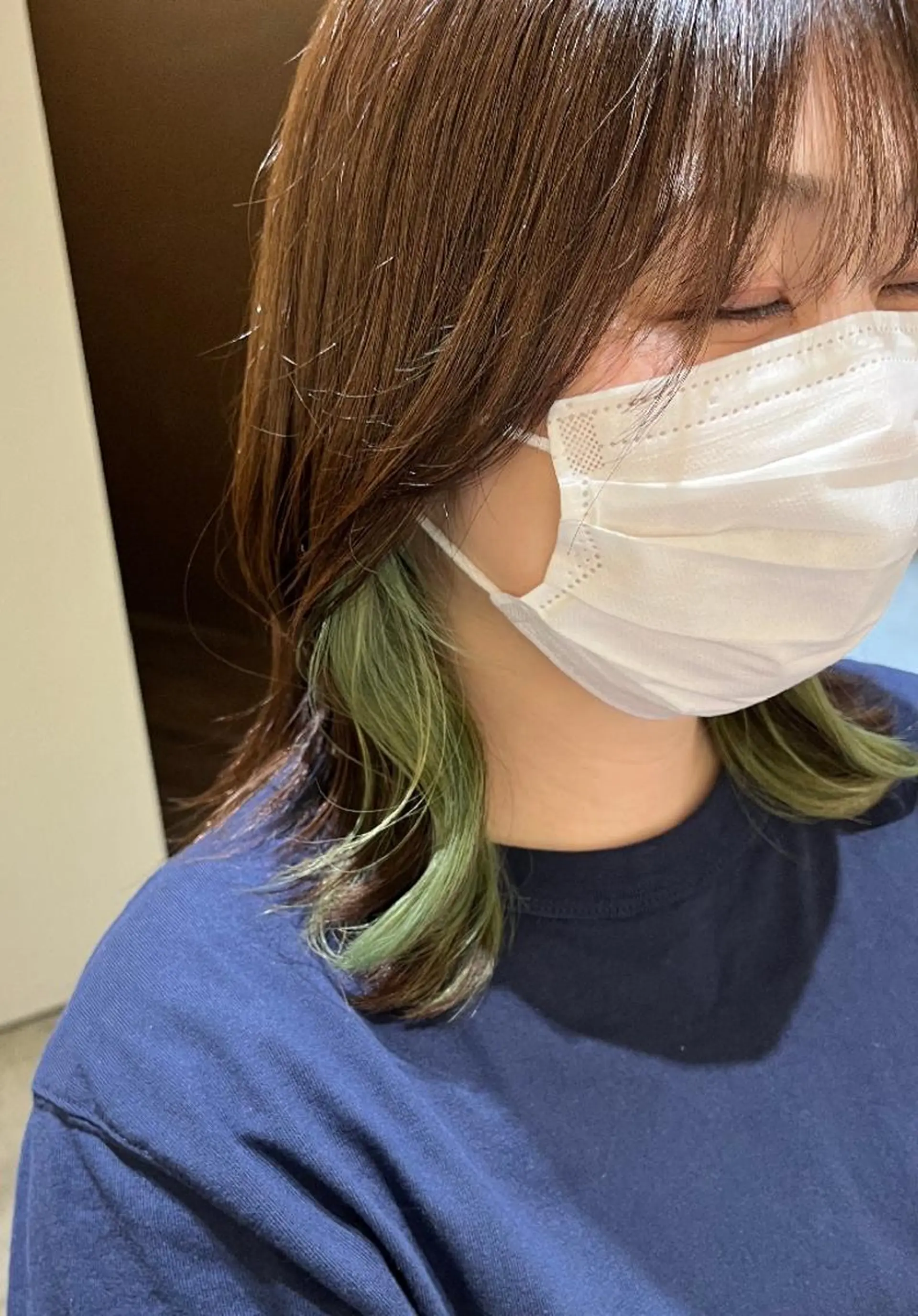 ミディアム カラー ブリーチ インナーカラー カット ヘアカラー トリートメント 中野渡 真利那のヘアスタイル